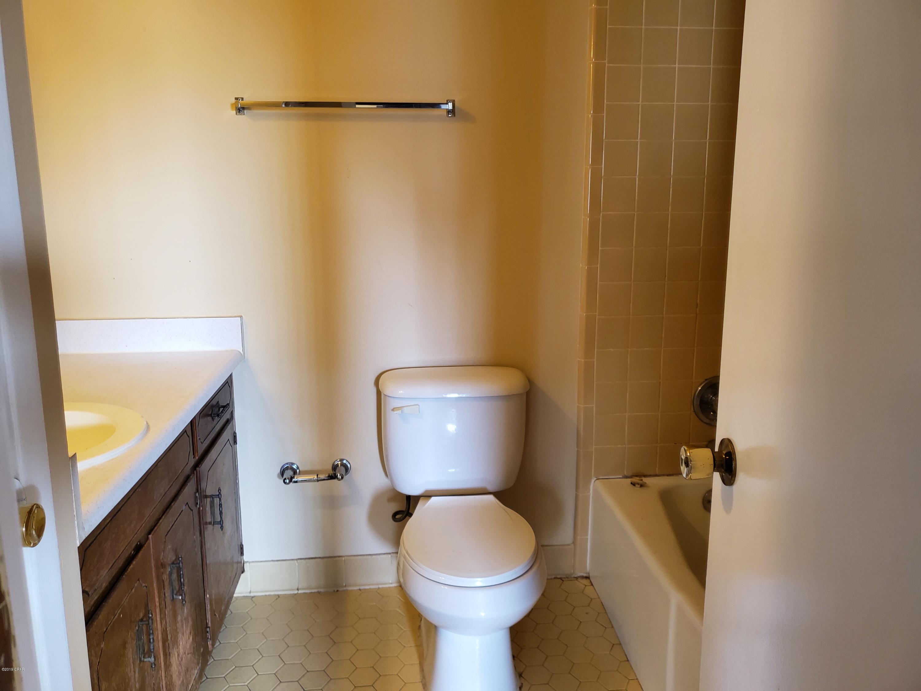 College Village Unit 2 - Residential Lease