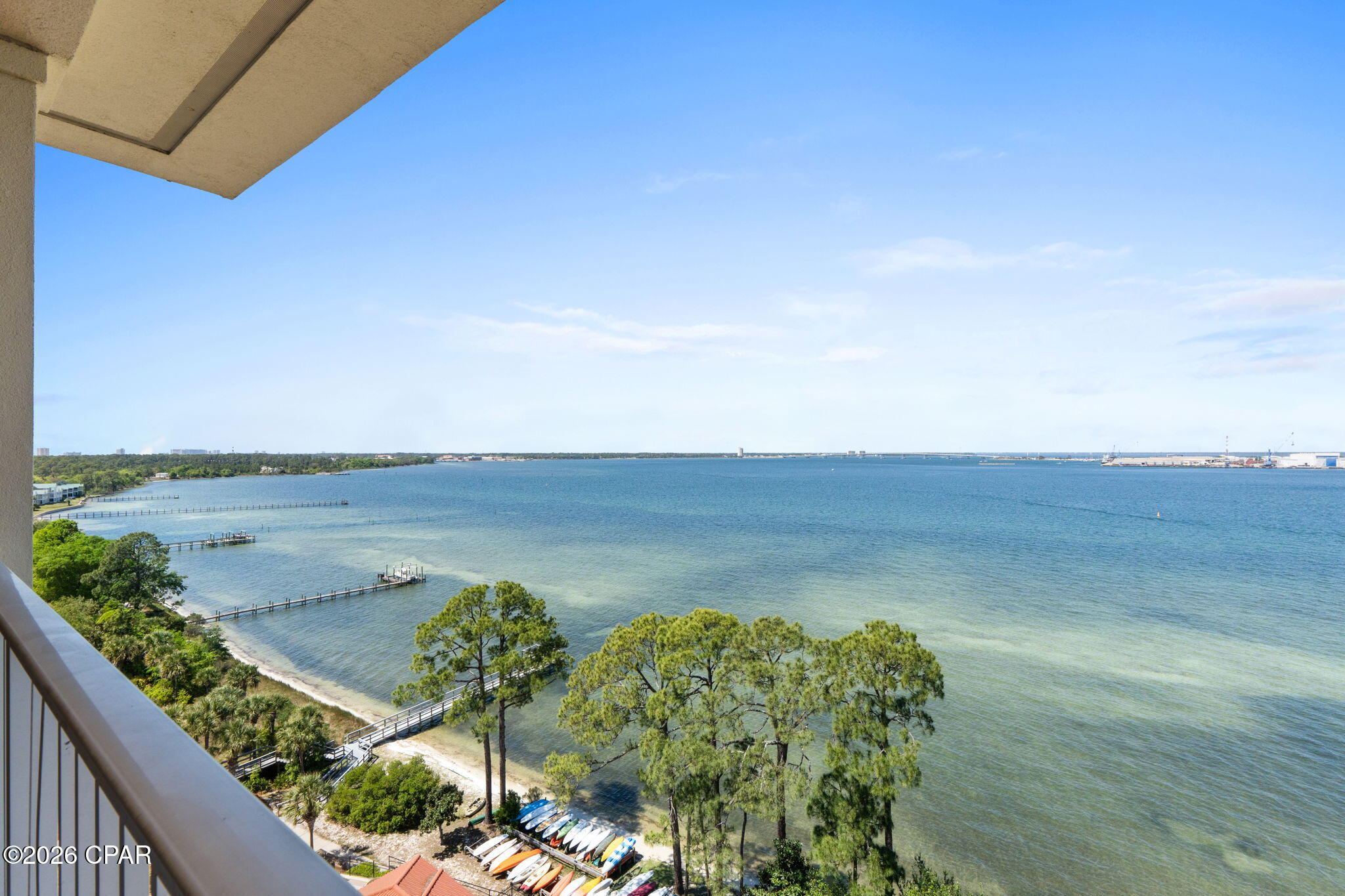 Magnolia Bay Club - Residential