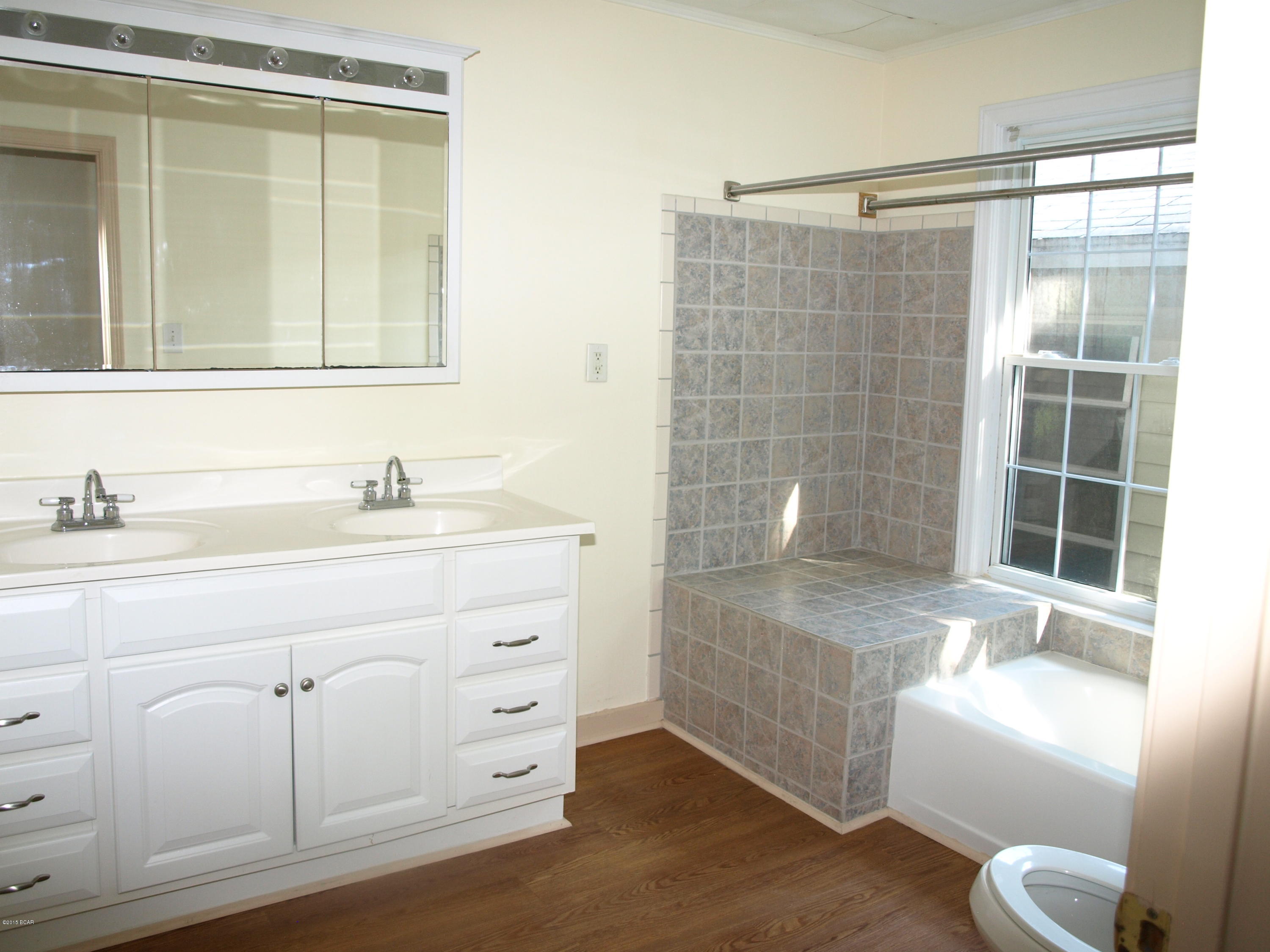 [No Recorded Subdiv] - Residential Lease