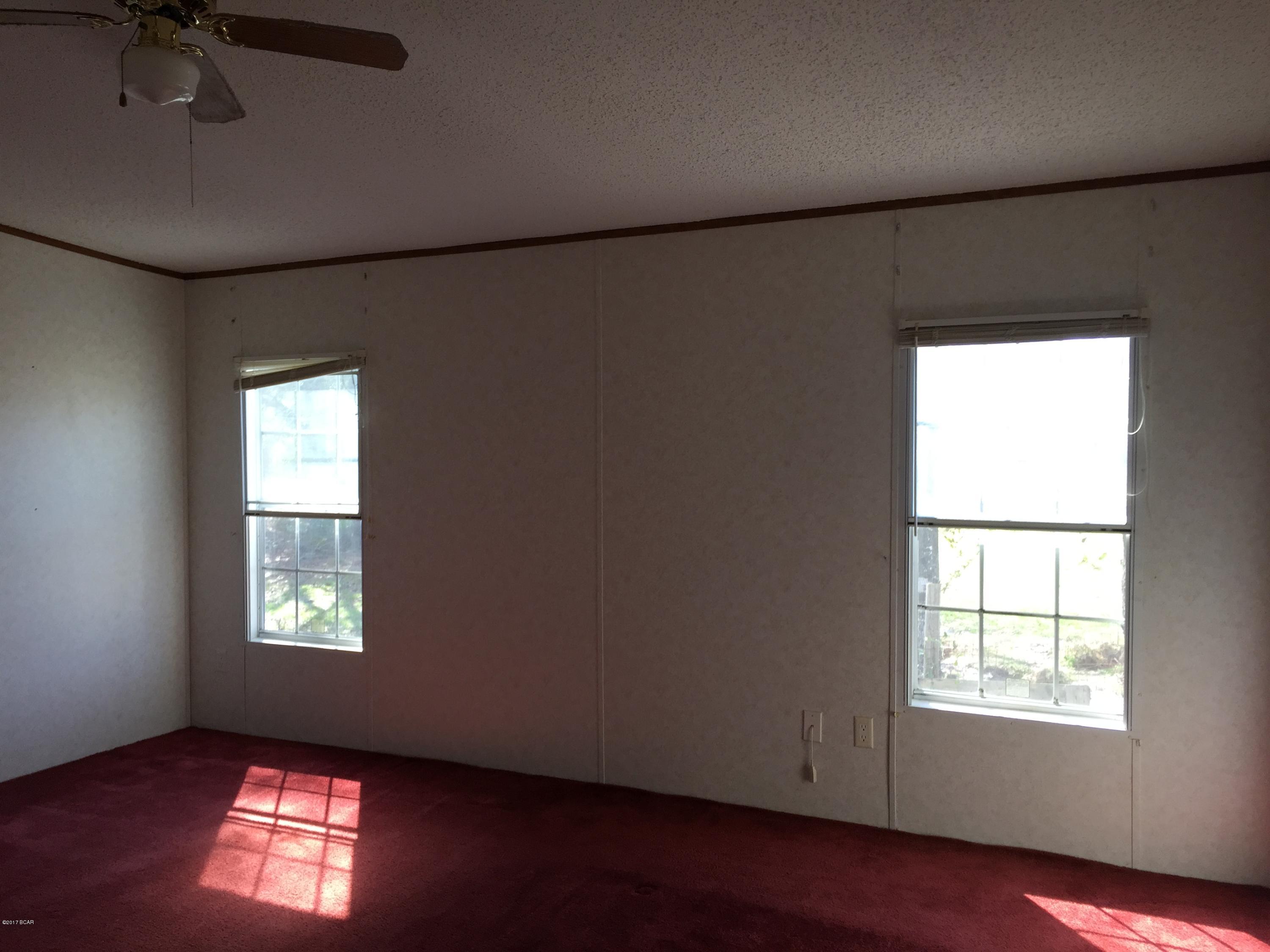 [No Recorded Subdiv] - Residential Lease