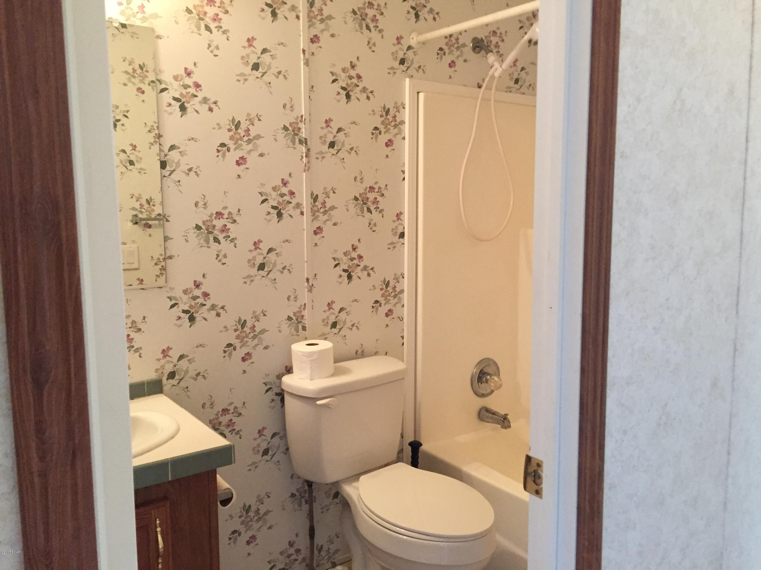 [No Recorded Subdiv] - Residential Lease