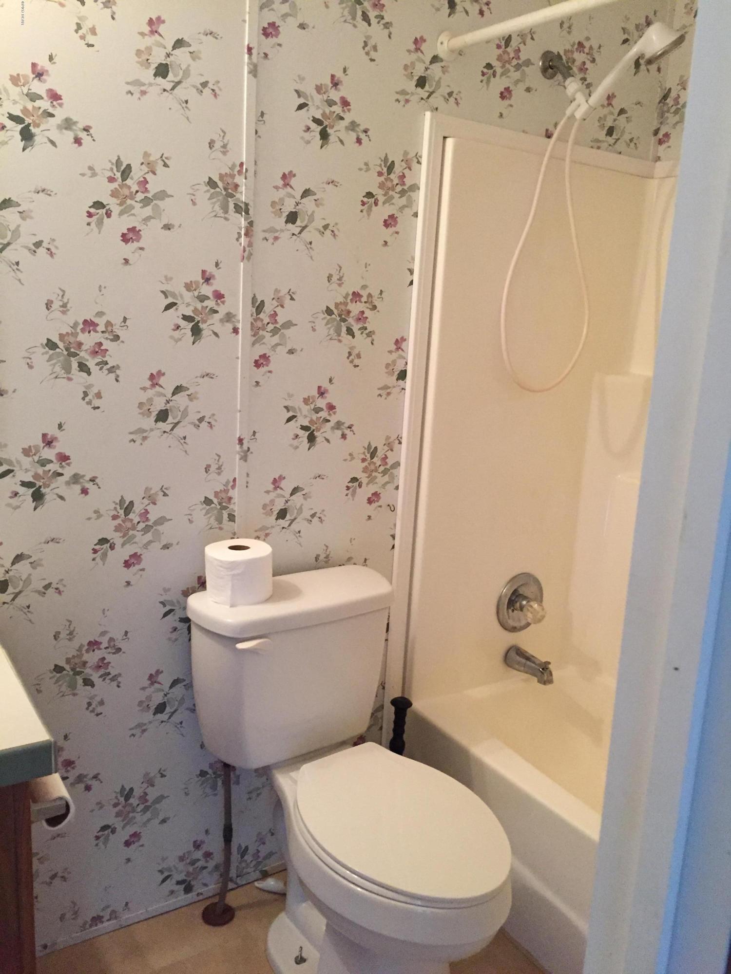 [No Recorded Subdiv] - Residential Lease