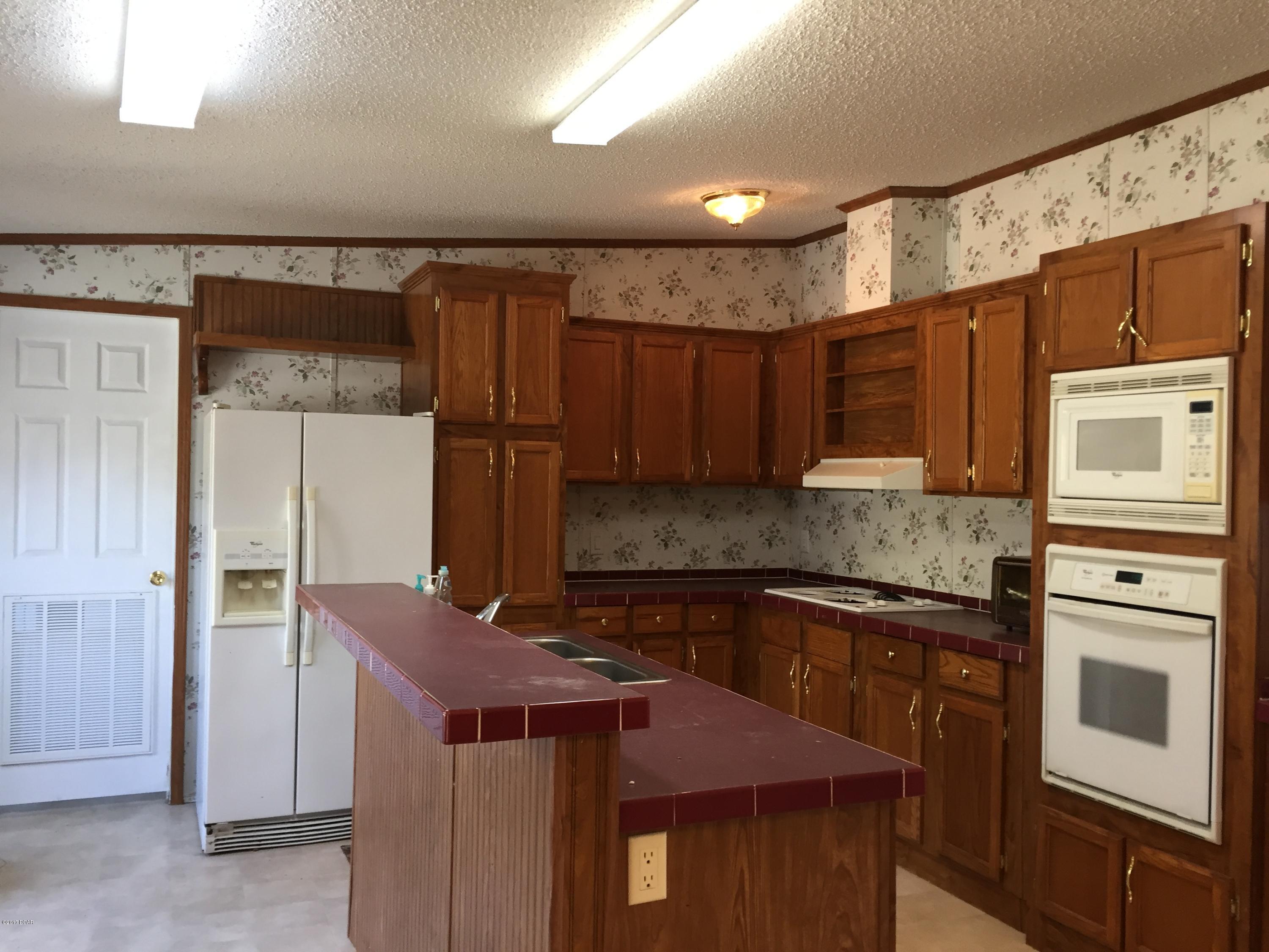 [No Recorded Subdiv] - Residential Lease