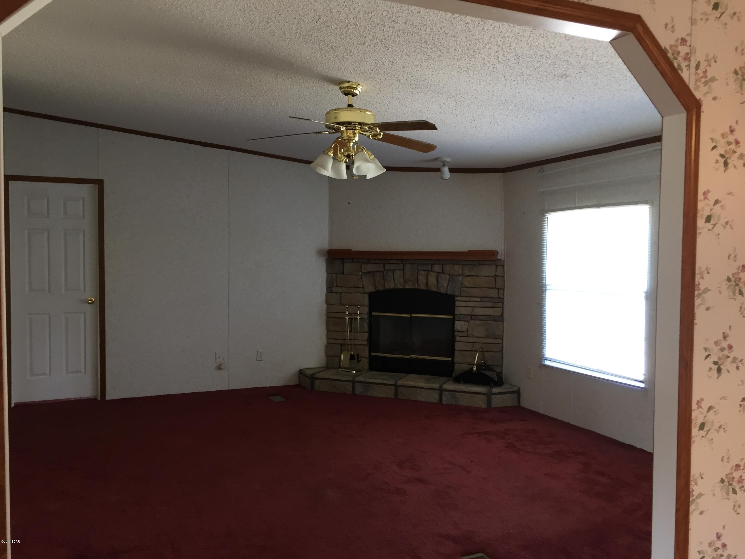 [No Recorded Subdiv] - Residential Lease