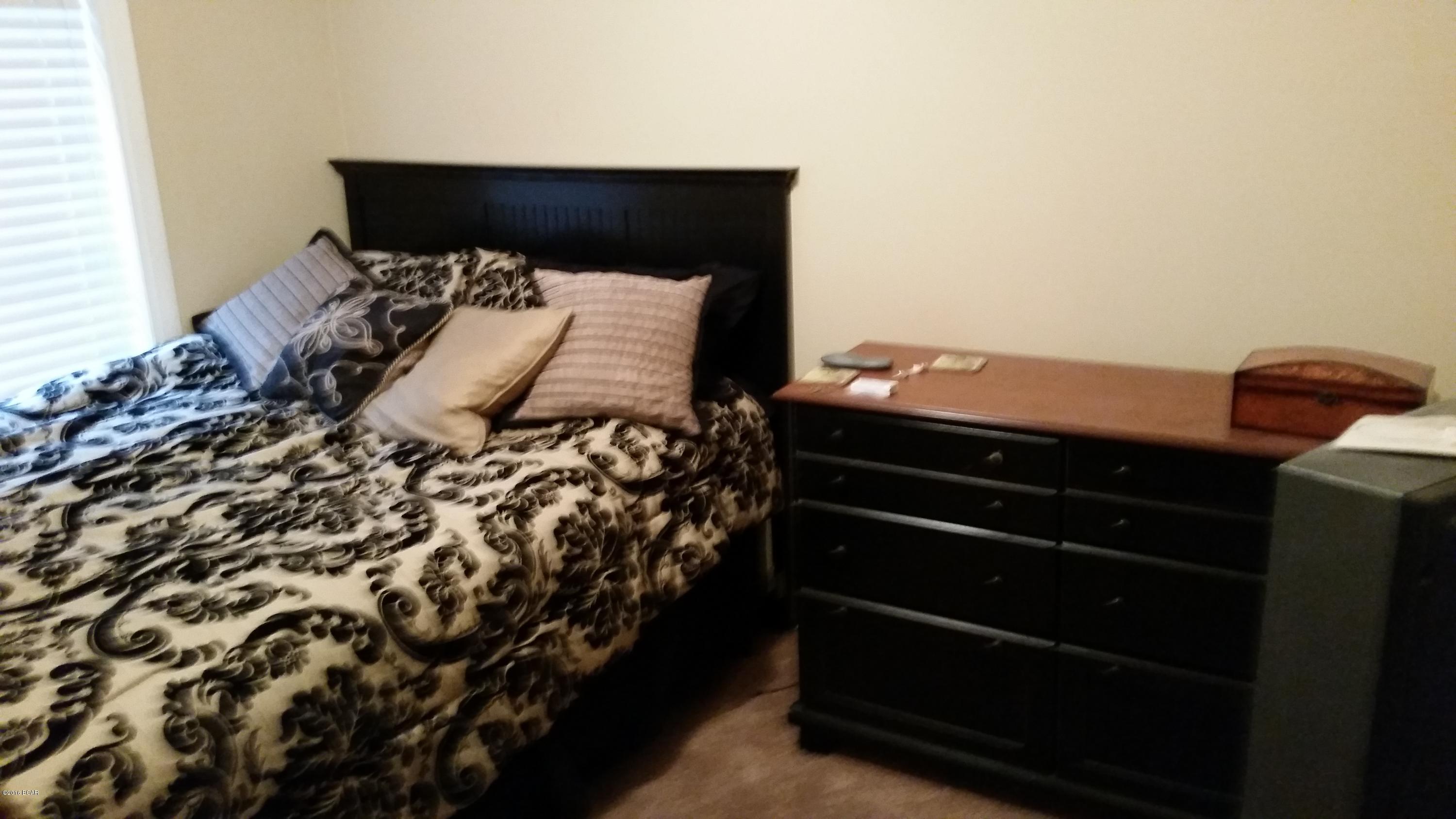 Deerpoint Lake Heights - Residential