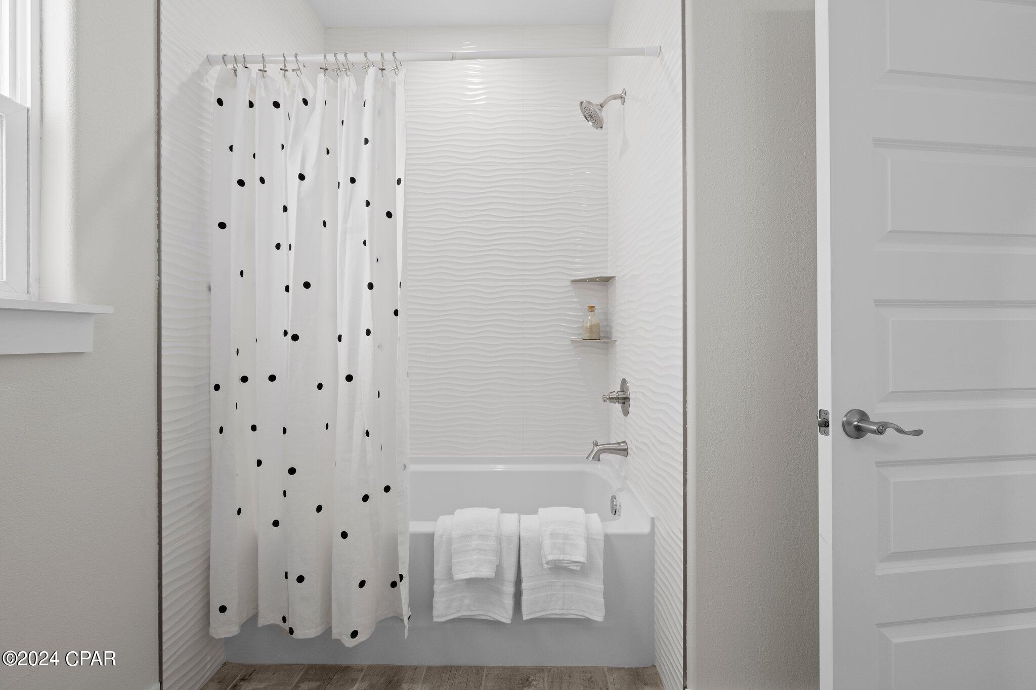 Laguna Haven - Residential Lease