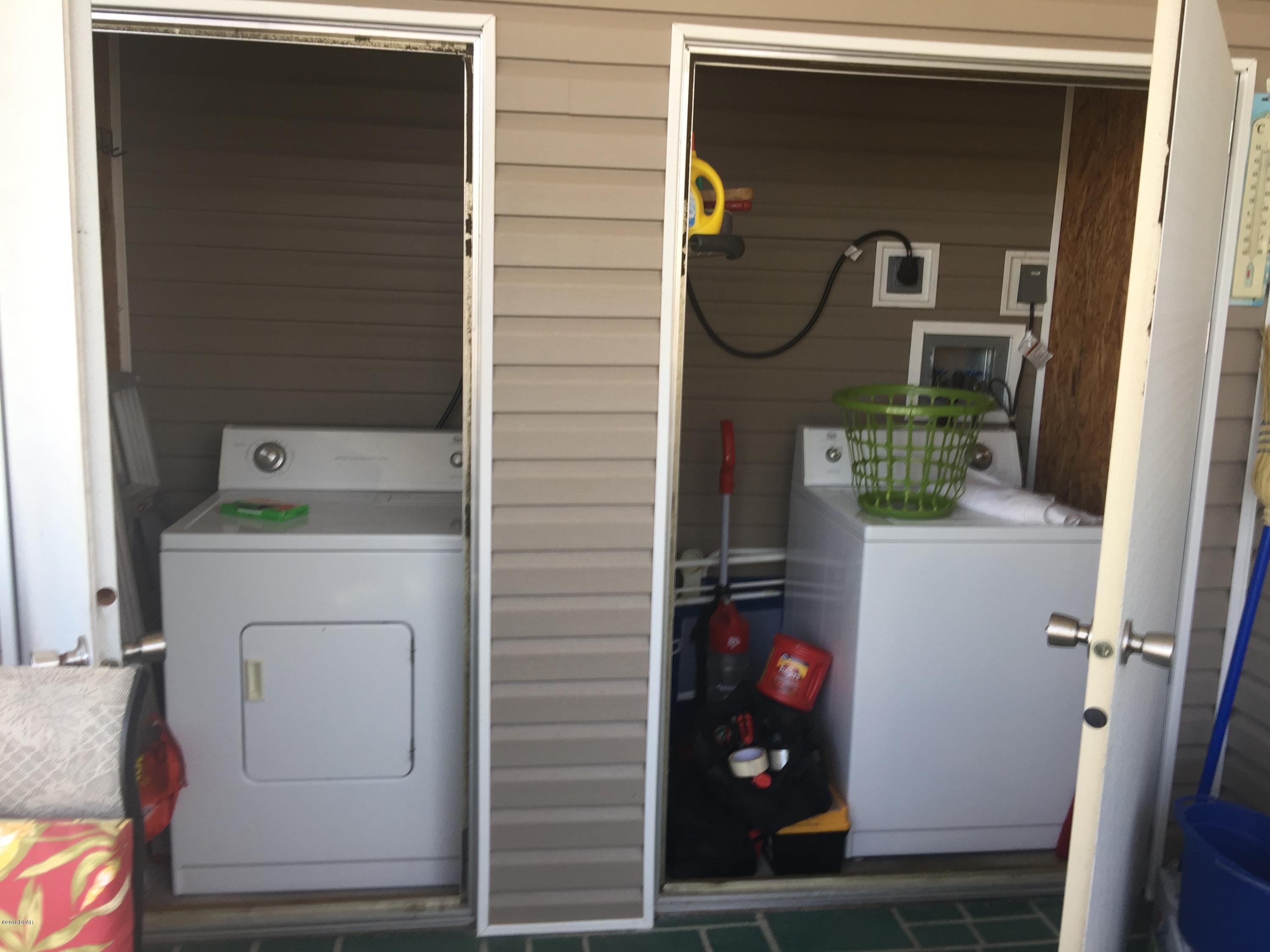 Emerald Pointe Resort - Residential