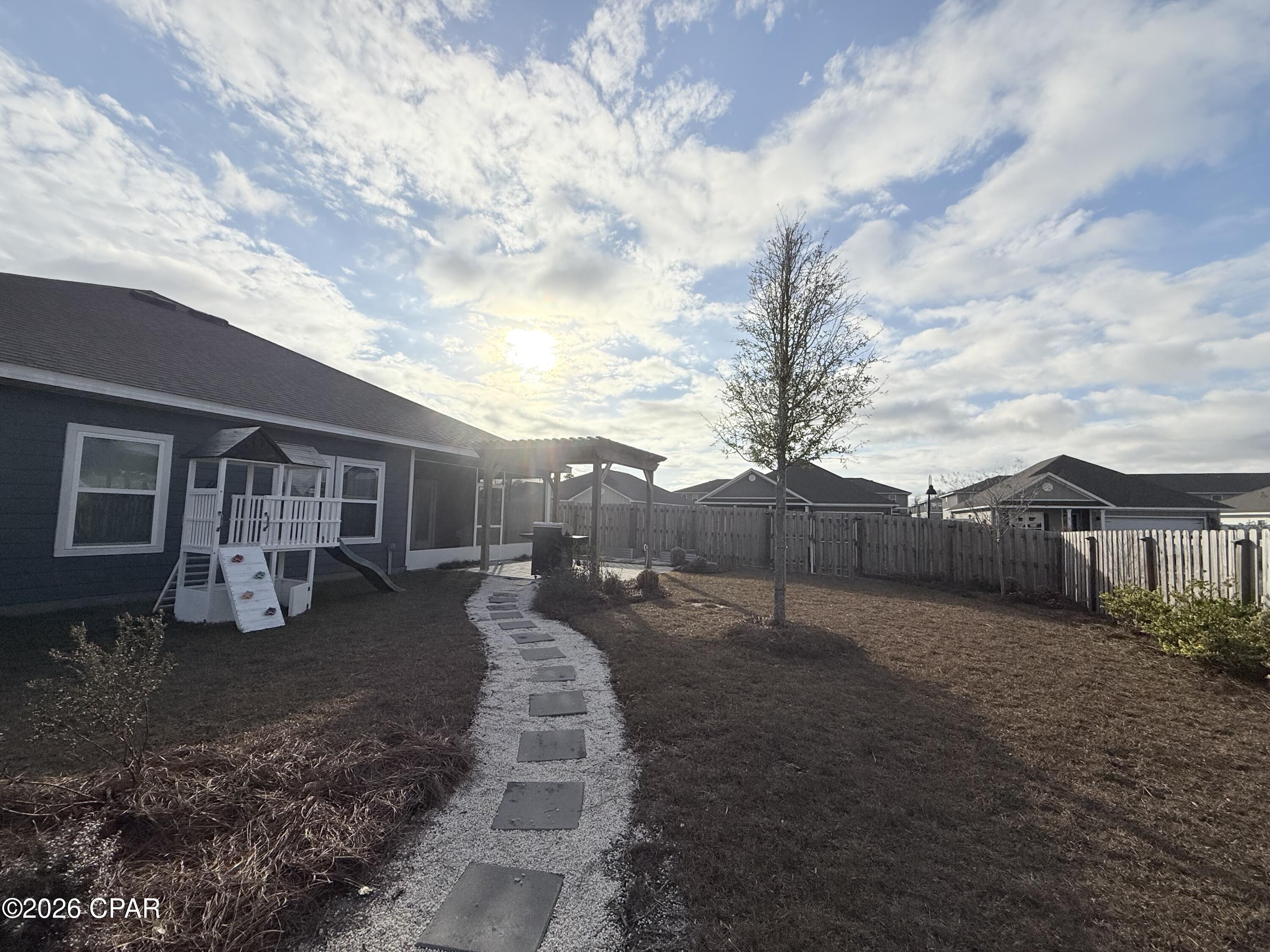 [No Recorded Subdiv] - Residential Lease