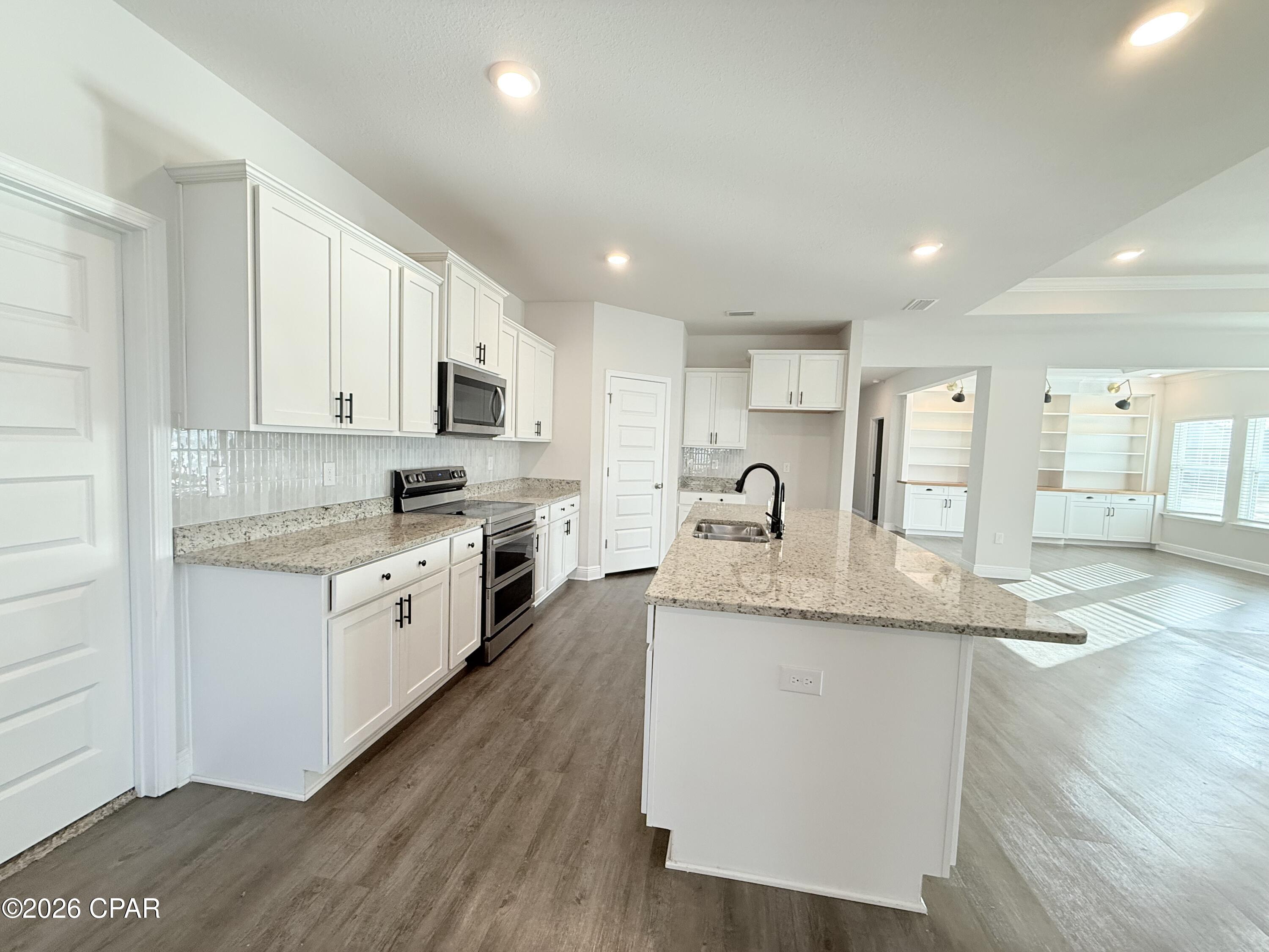 [No Recorded Subdiv] - Residential Lease