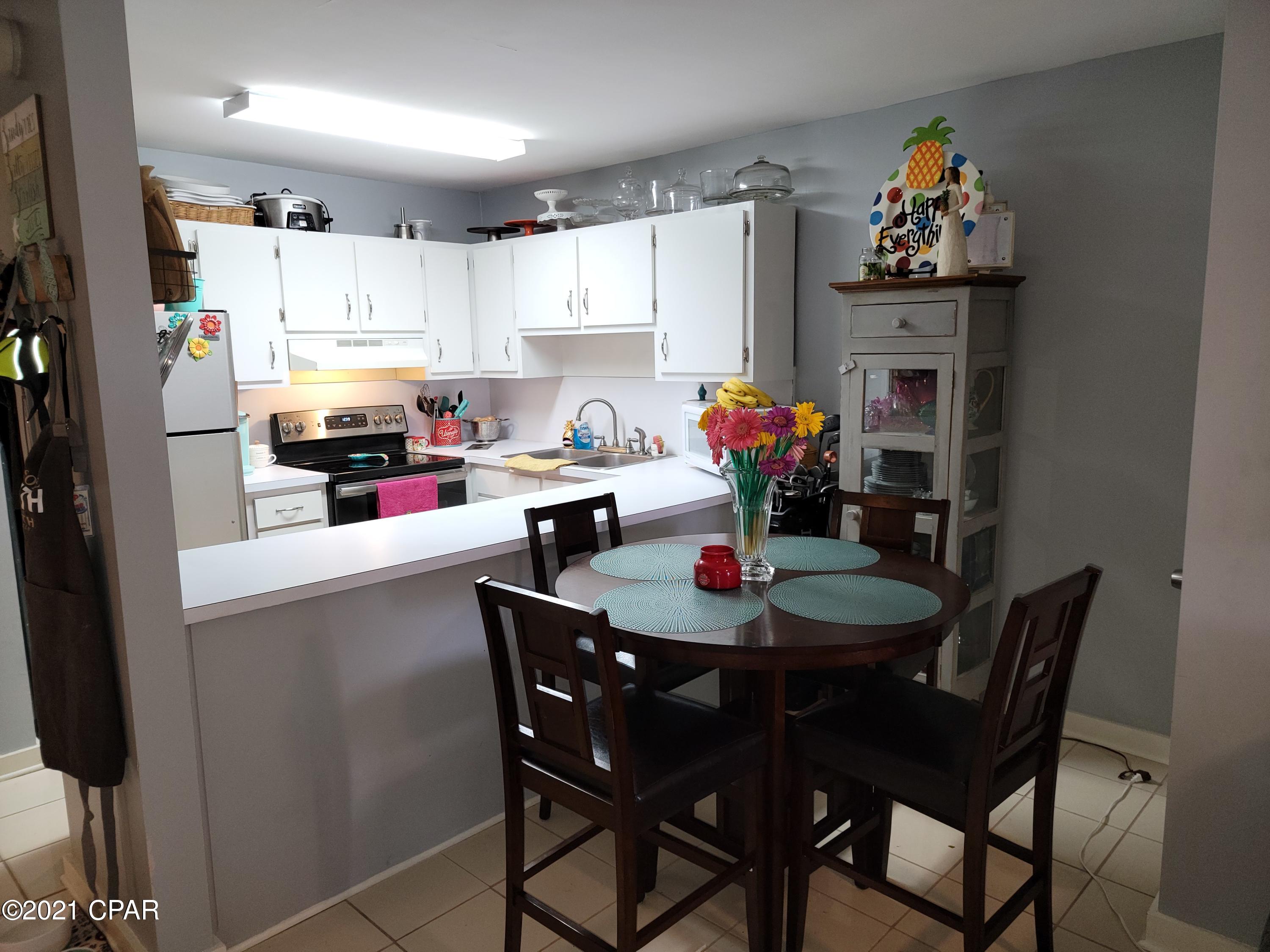 Bay Point Harbour Villas - Residential