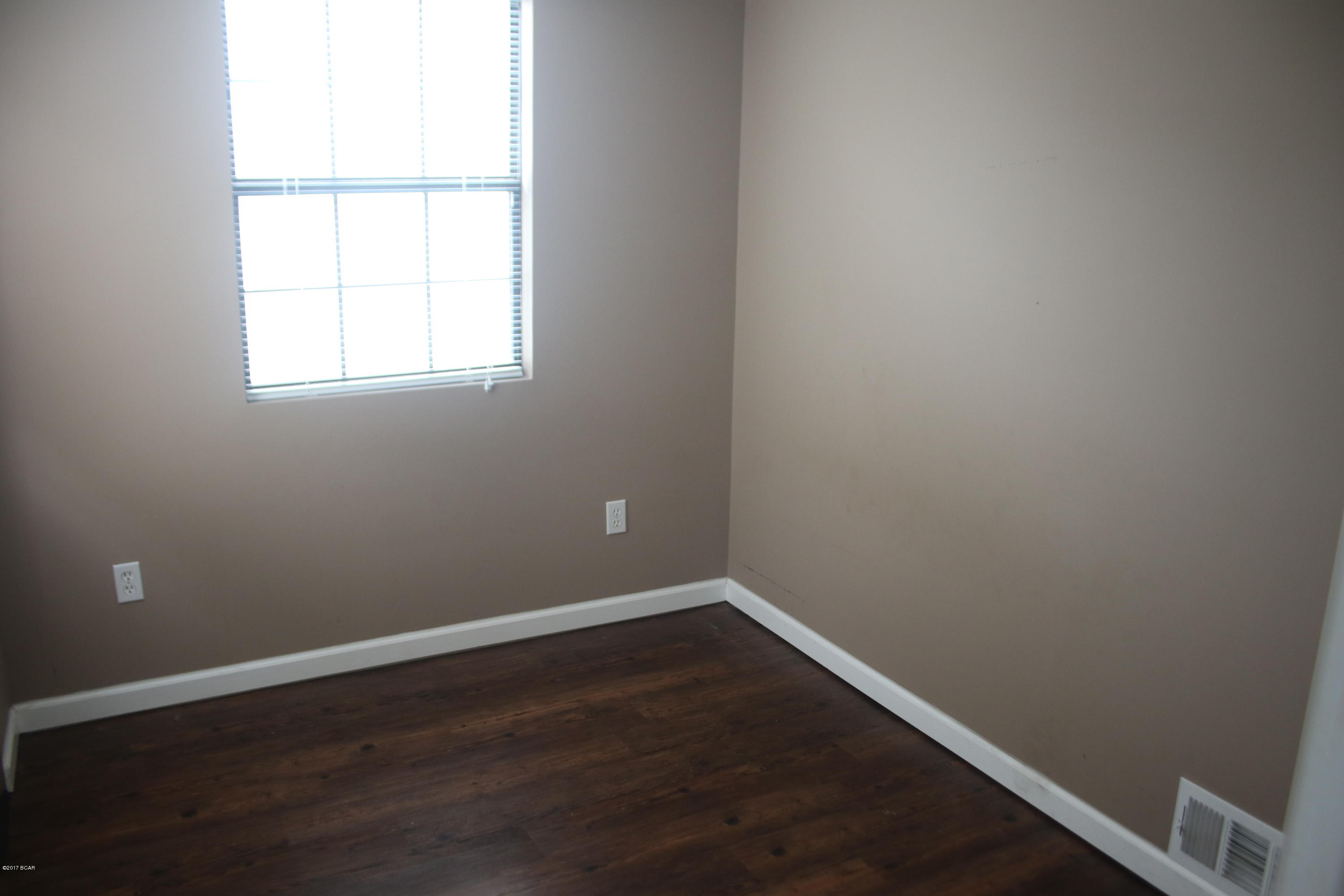 Venture Out Travel Trail - Residential