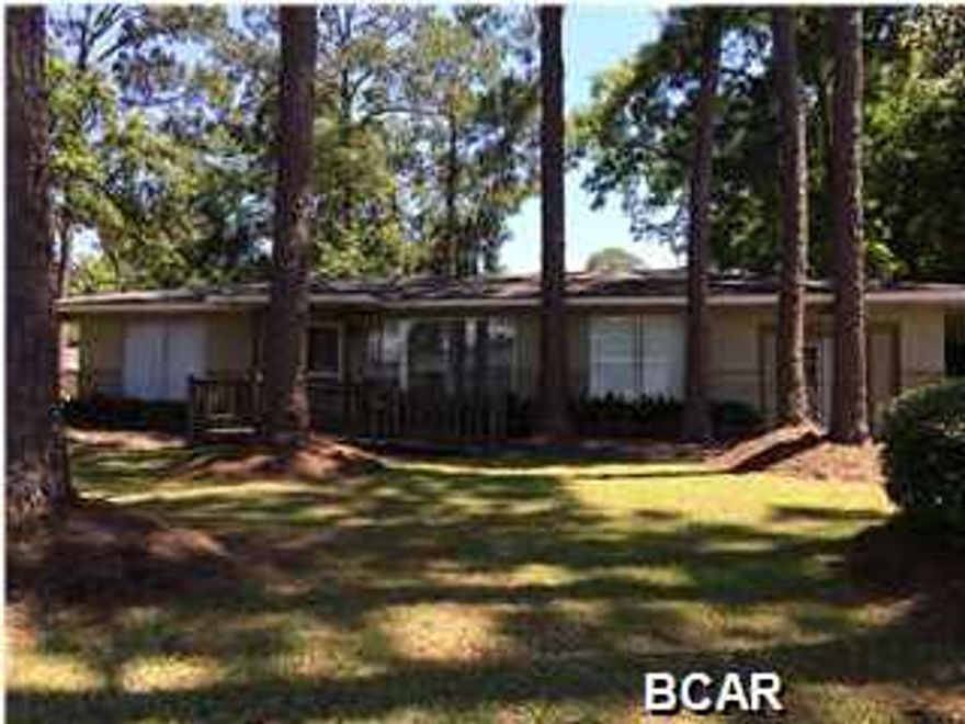 Commercial zoned, HUB zone property, excellent for qualified construction, and/or engineering companies (federal and state incentives provided to companies approved for HUB Zone). This sale includes two parcels: 16678-010-000 & 16678-000-000. Tremendous 271 foot frontage on 11th Street. Lot dimensions are 271 feet x 135 feet totaling +/- 0.838 acres. The first parcel at the corner of McKenzie Avenue and 11th Street is +/- 0.544 acres. The second parcel at the corner of Harmon Avenue and 11th Street is +/- 0.294 acres. The smaller parcel (0.294 acres) contains the 1,840 square foot (heated/cooled) commercial office. The engineering work has been done to accommodate a 10,000 square foot building on the site. It is surrounded by the following businesses; Children's Advocacy Center,