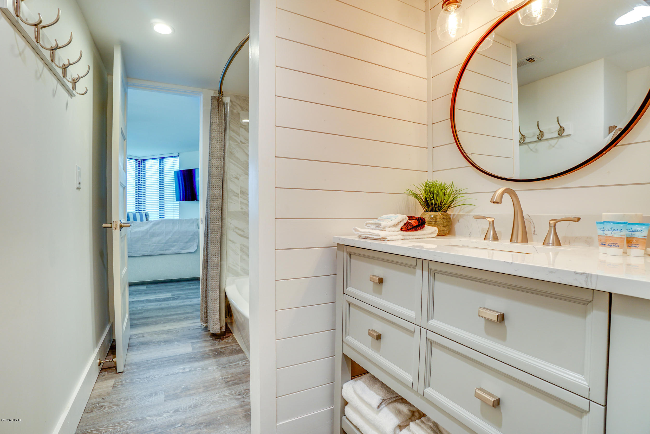 Sunbird Condo - Residential