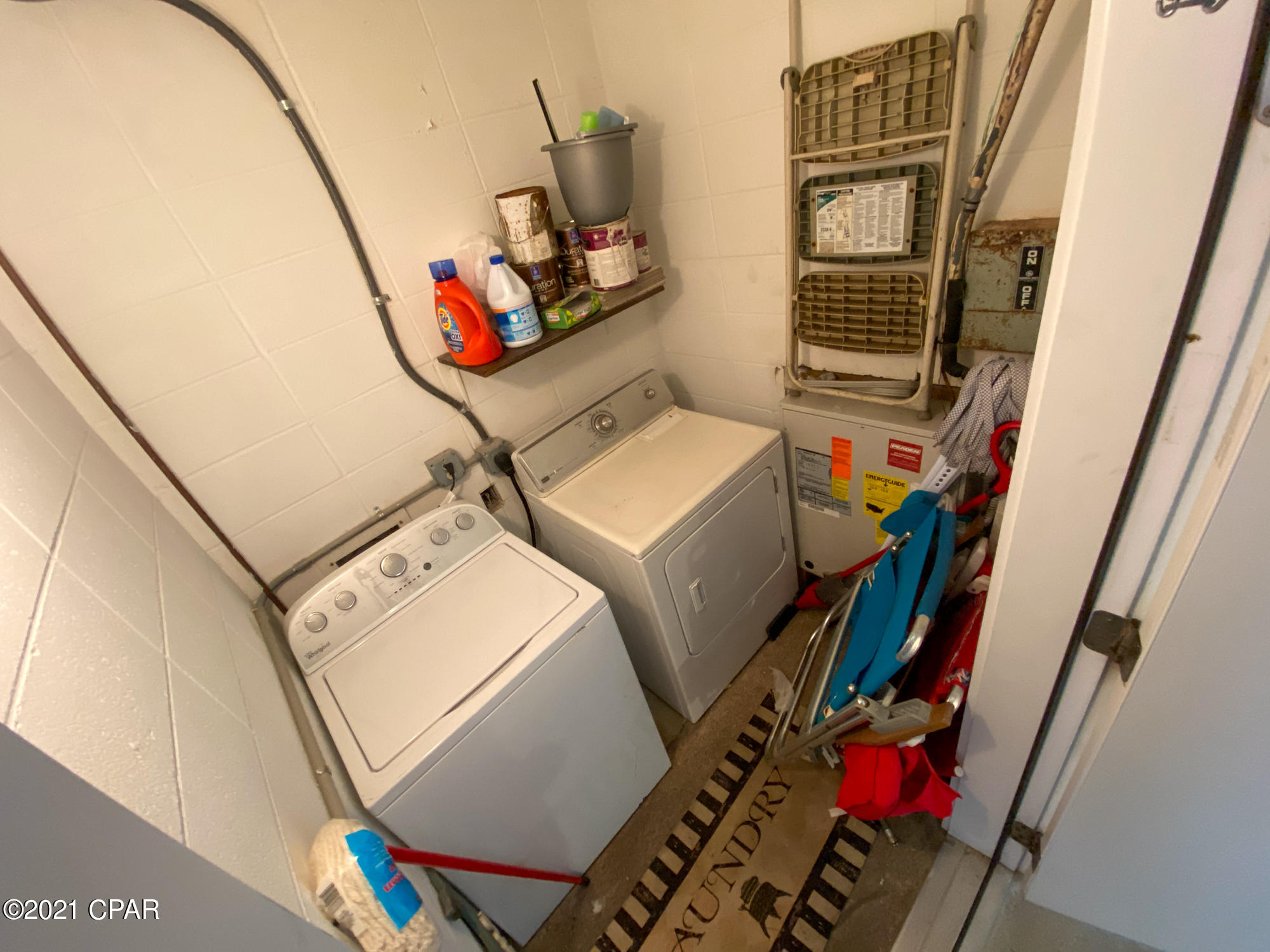 Mariner East Condo - Residential