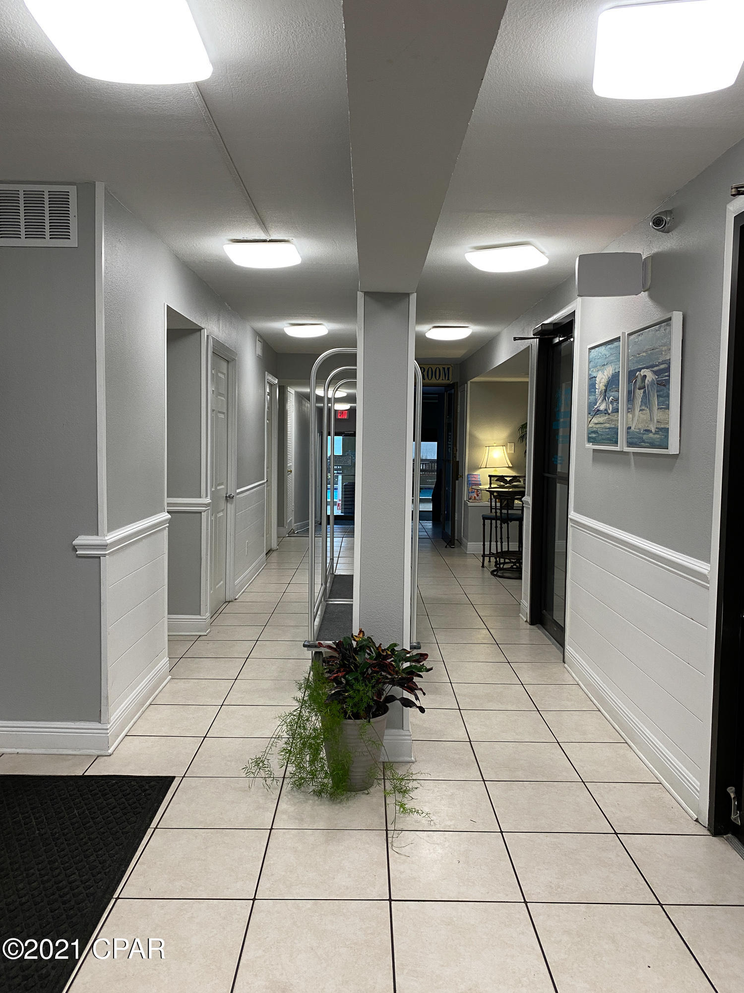 Mariner East Condo - Residential