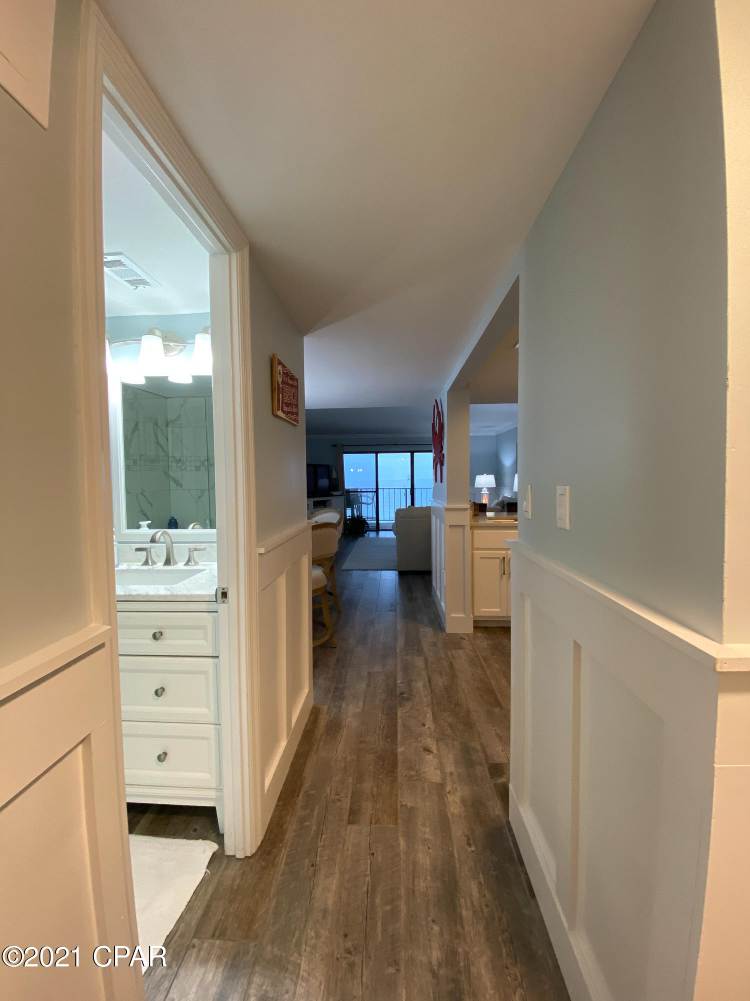 Mariner East Condo - Residential