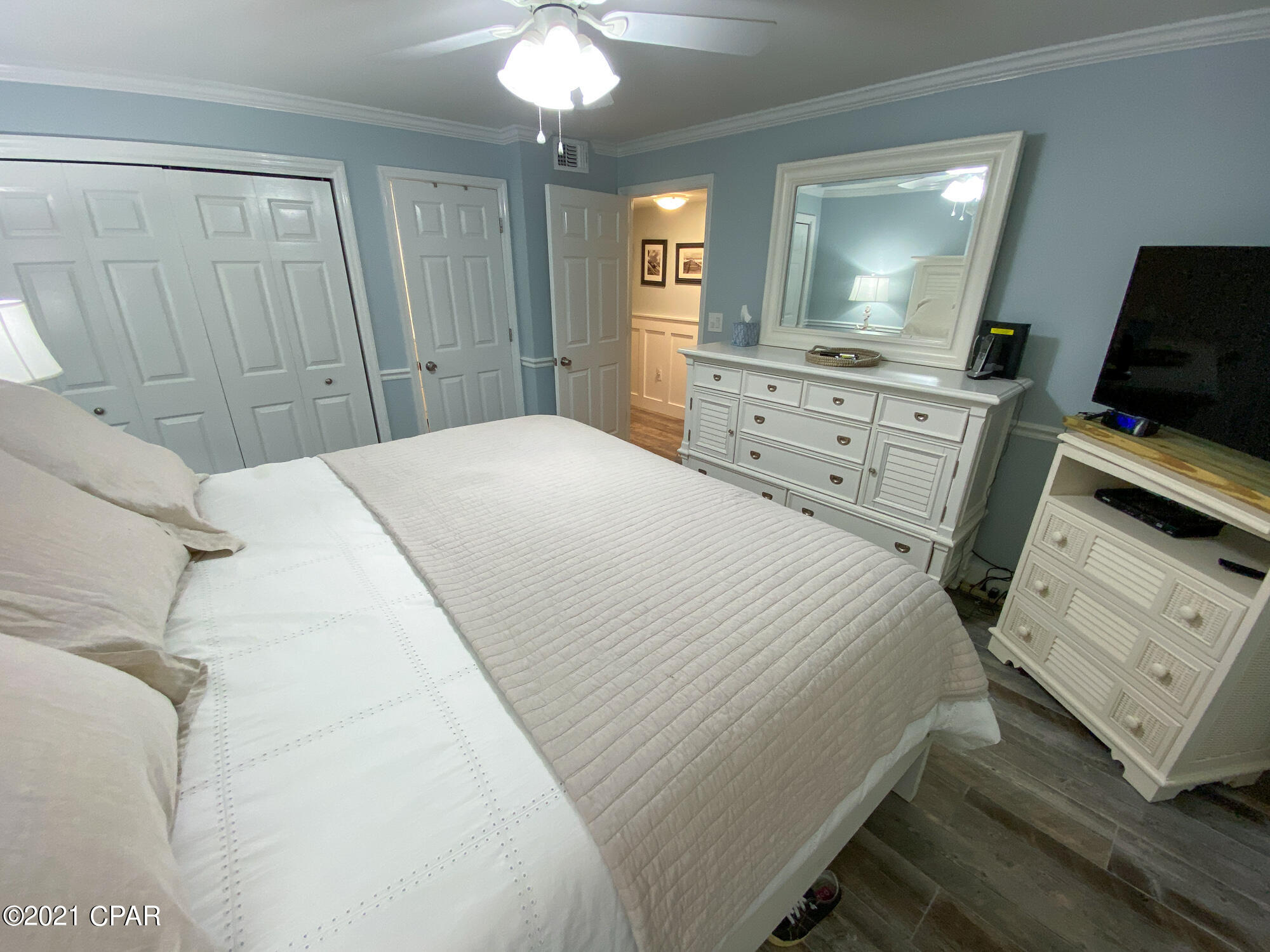 Mariner East Condo - Residential