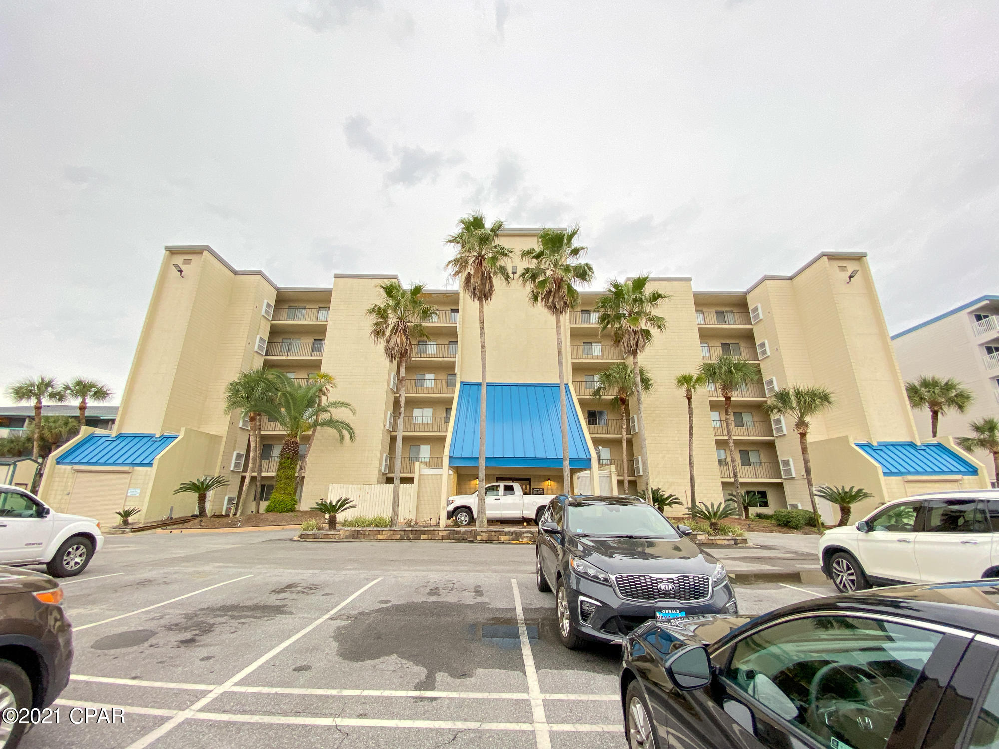 Mariner East Condo - Residential