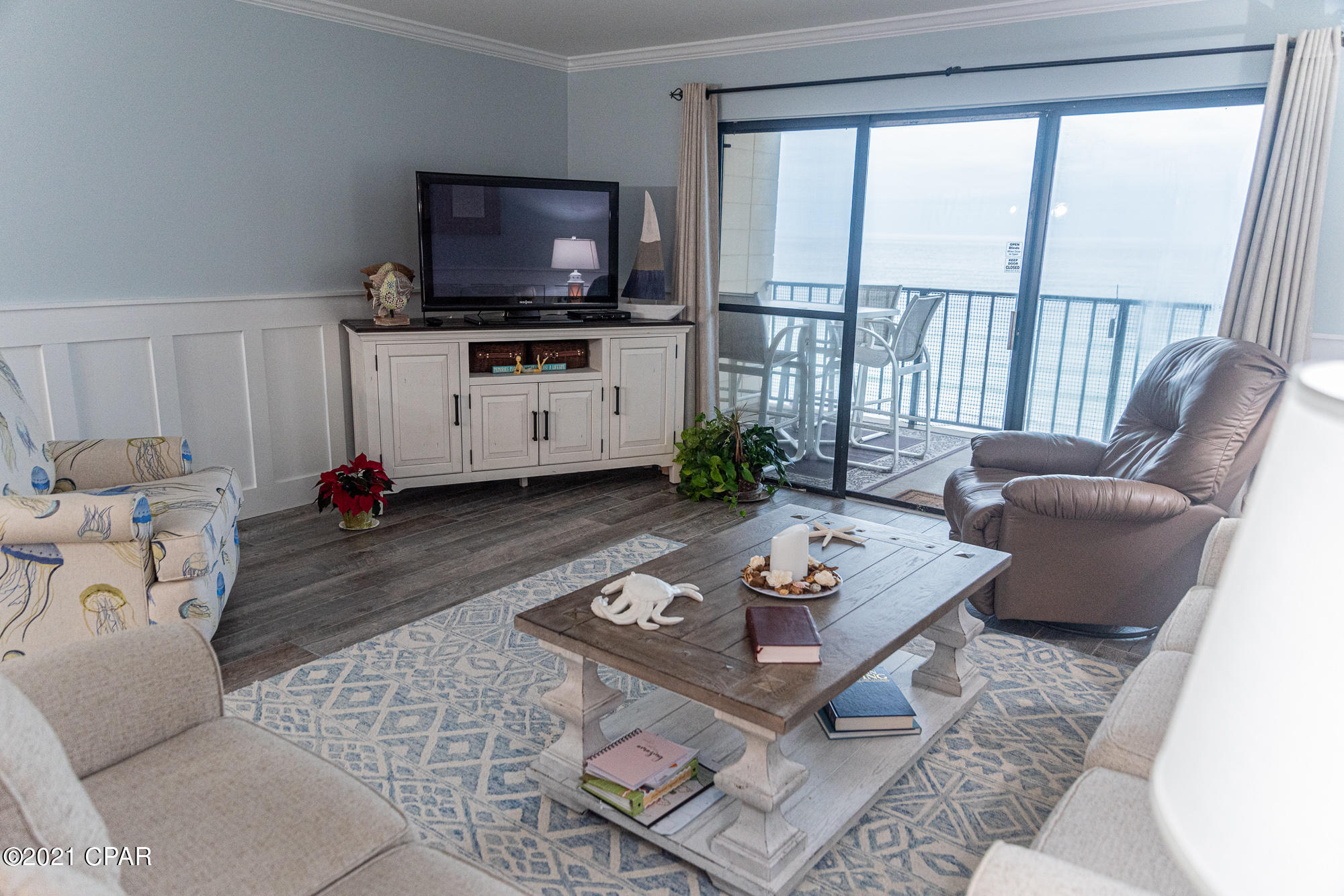 Mariner East Condo - Residential