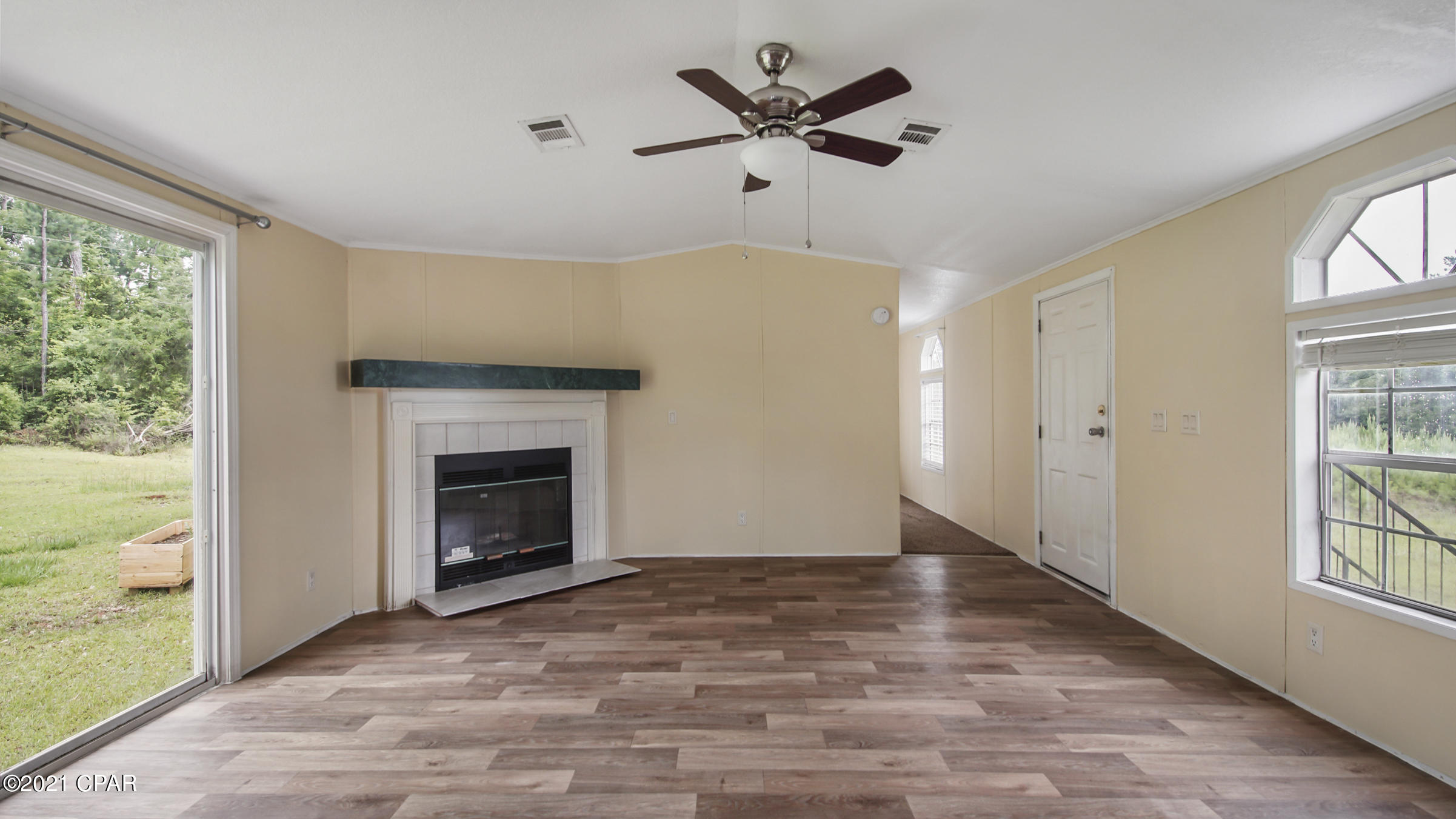 [No Recorded Subdiv] - Residential