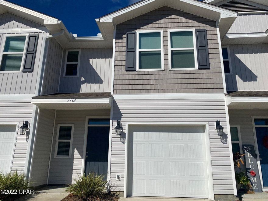 Welcome to this spacious modern townhome, conveniently located in Callaway, FL!

This townhome boasts three generously sized bedrooms and 2.5 well-appointed bathrooms. The partially fenced property ensures privacy, while the community mailbox and pool foster a sense of community. Inside, you'll find ceiling fans for those warm Florida days and a breakfast bar in the kitchen that's perfect for casual dining!

The back patio offers a great space for outdoor relaxation, and the one-car/utility garage provides additional space for your convenience. The covered front and rear entries add a touch of elegance and provide shelter from the elements. A dedicated laundry nook makes chores a breeze!

Experience the perfect blend of comfort and convenience in this modern townhome!

-------------------------------------------------------------------------------

*SPECIAL: 1/2 OFF 1st Month's Rent!!*

*Garbage, Pest Control & Lawncare Included!*

*ALL pets are subject to owner approval & non-refundable fees.*