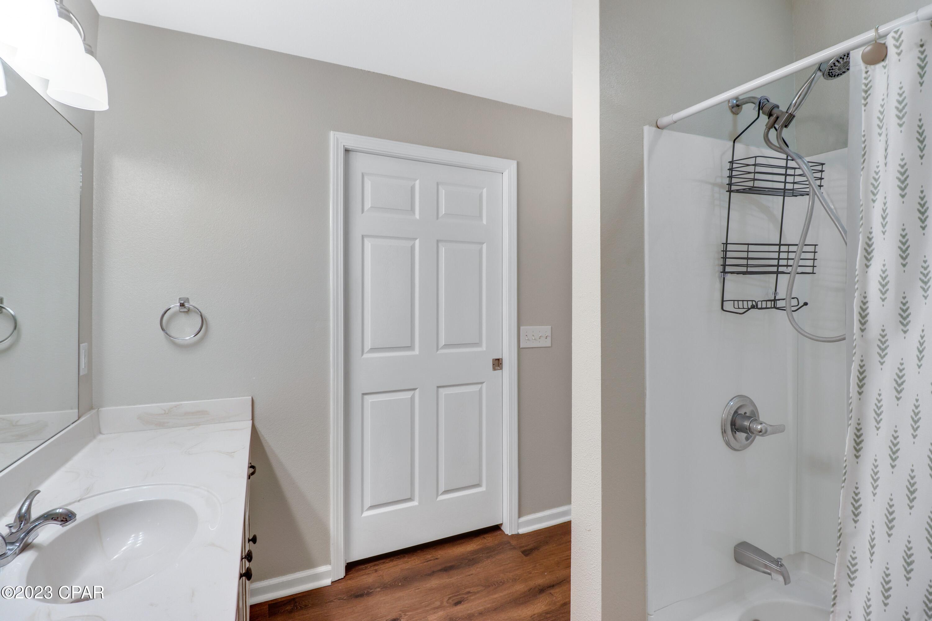 Oak Gardens - Residential