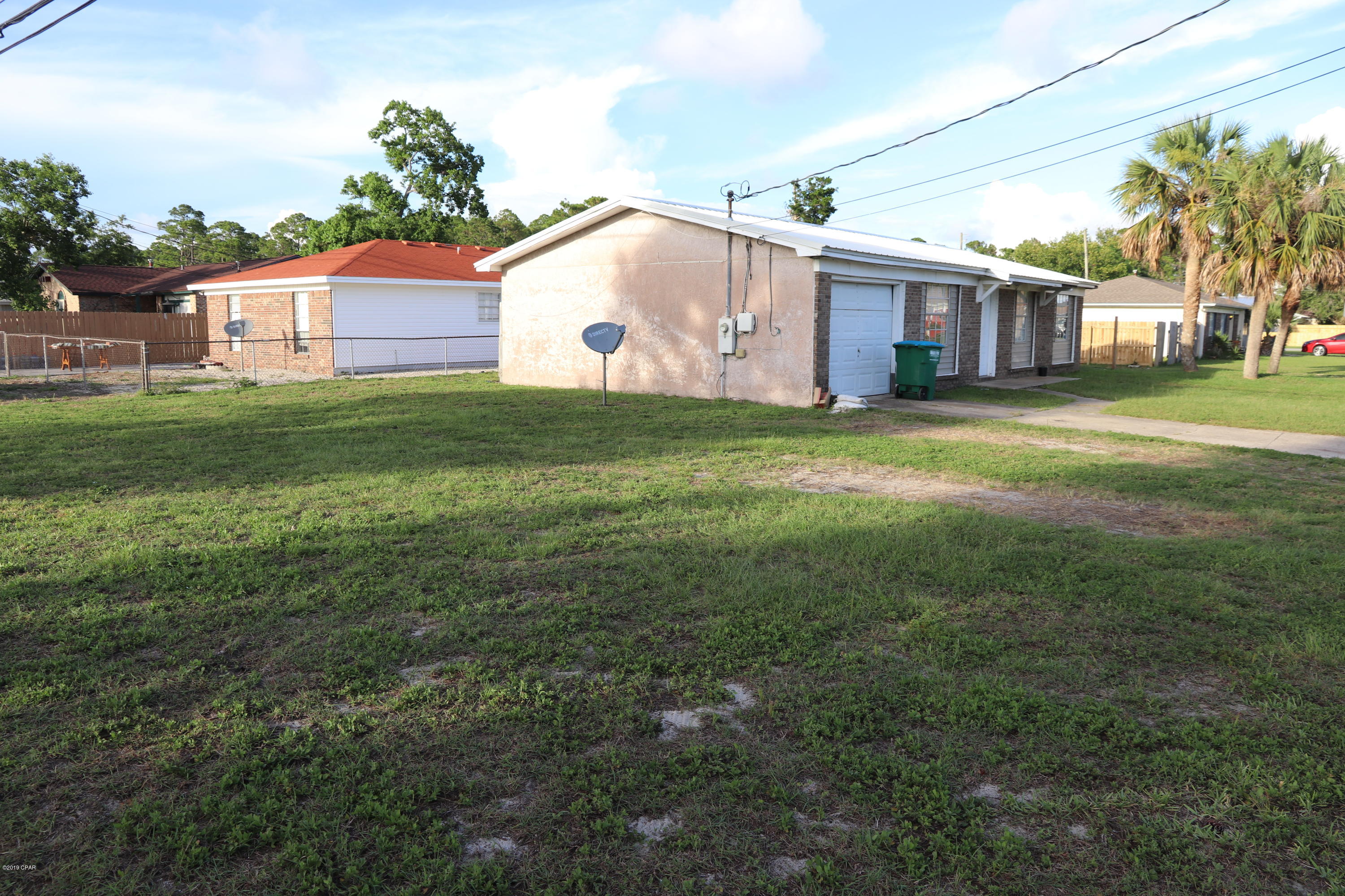 [No Recorded Subdiv] - Residential