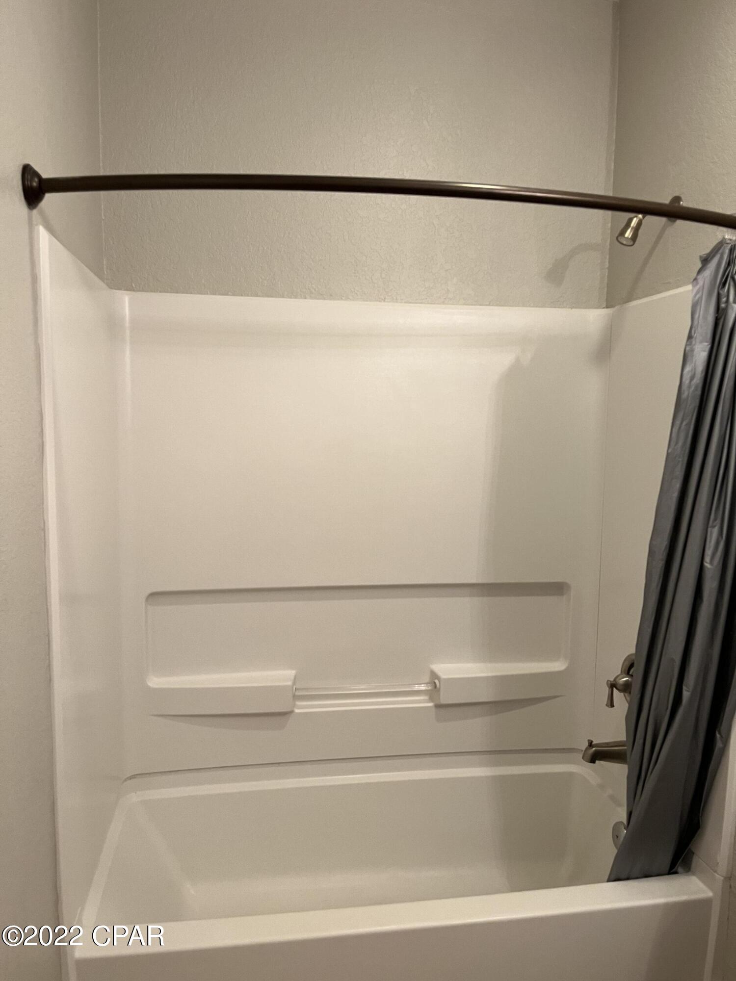 Villas At Suncrest - Residential Lease