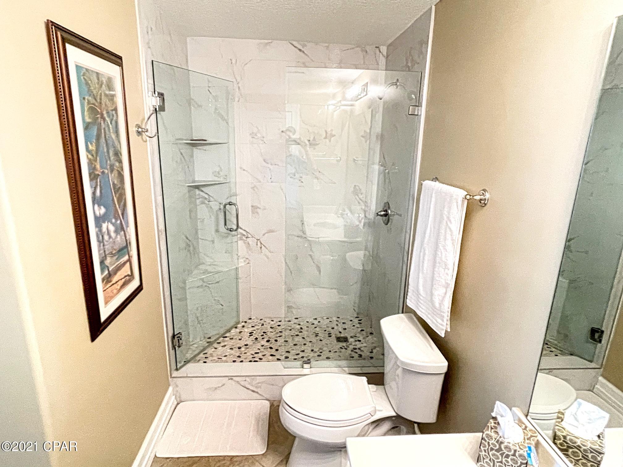 Tropic Winds - Residential