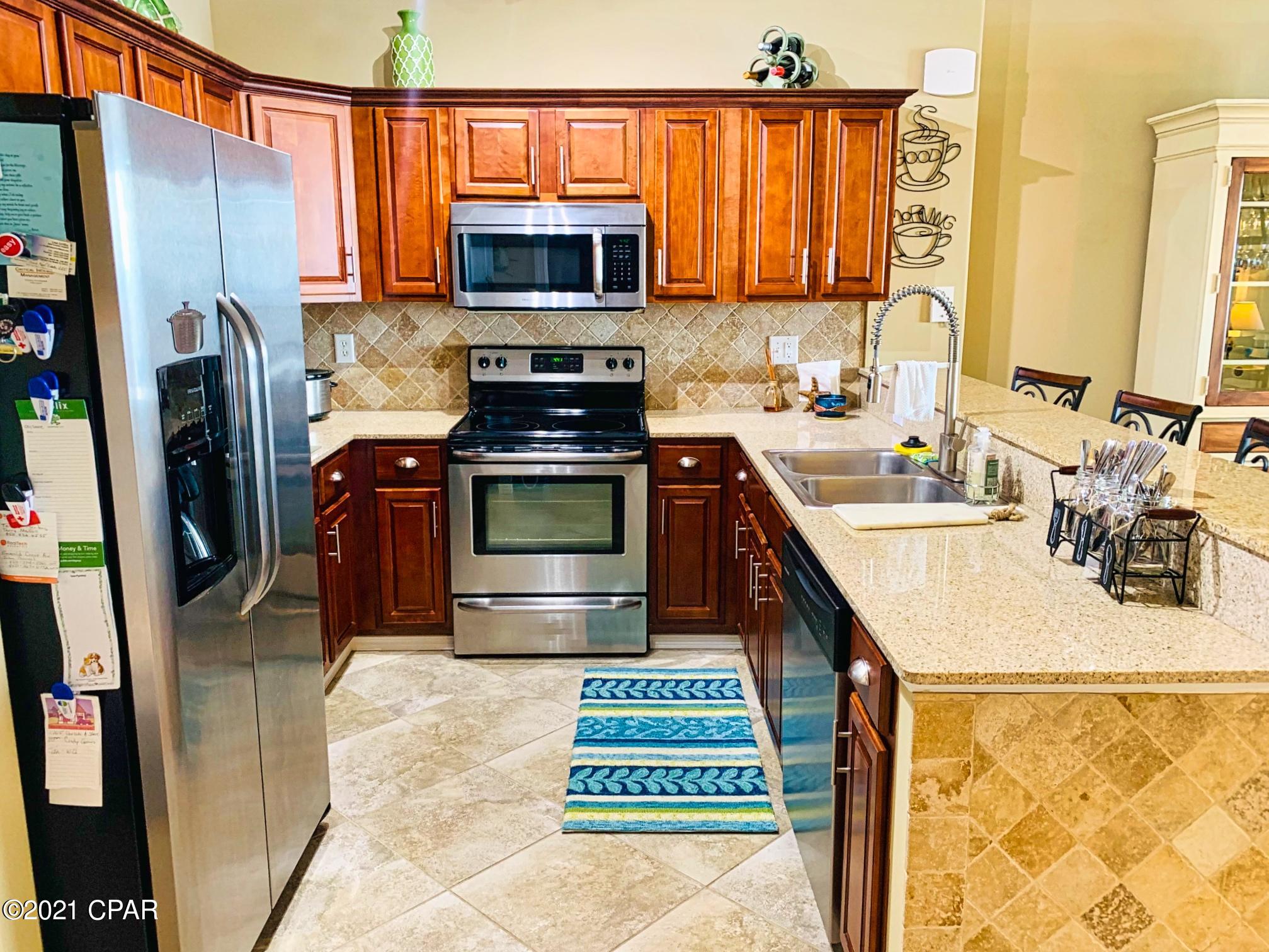 Tropic Winds - Residential