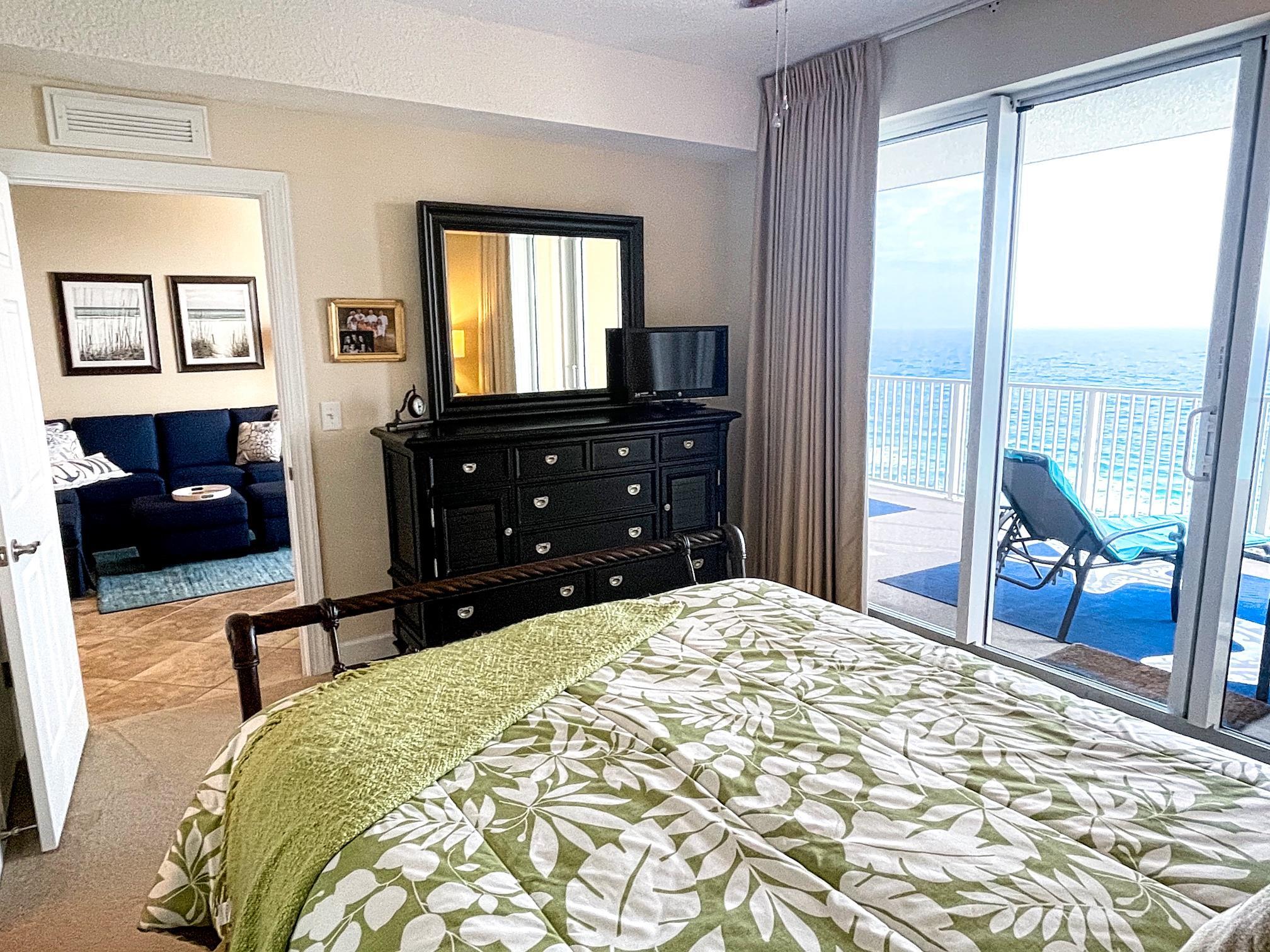 Tropic Winds - Residential