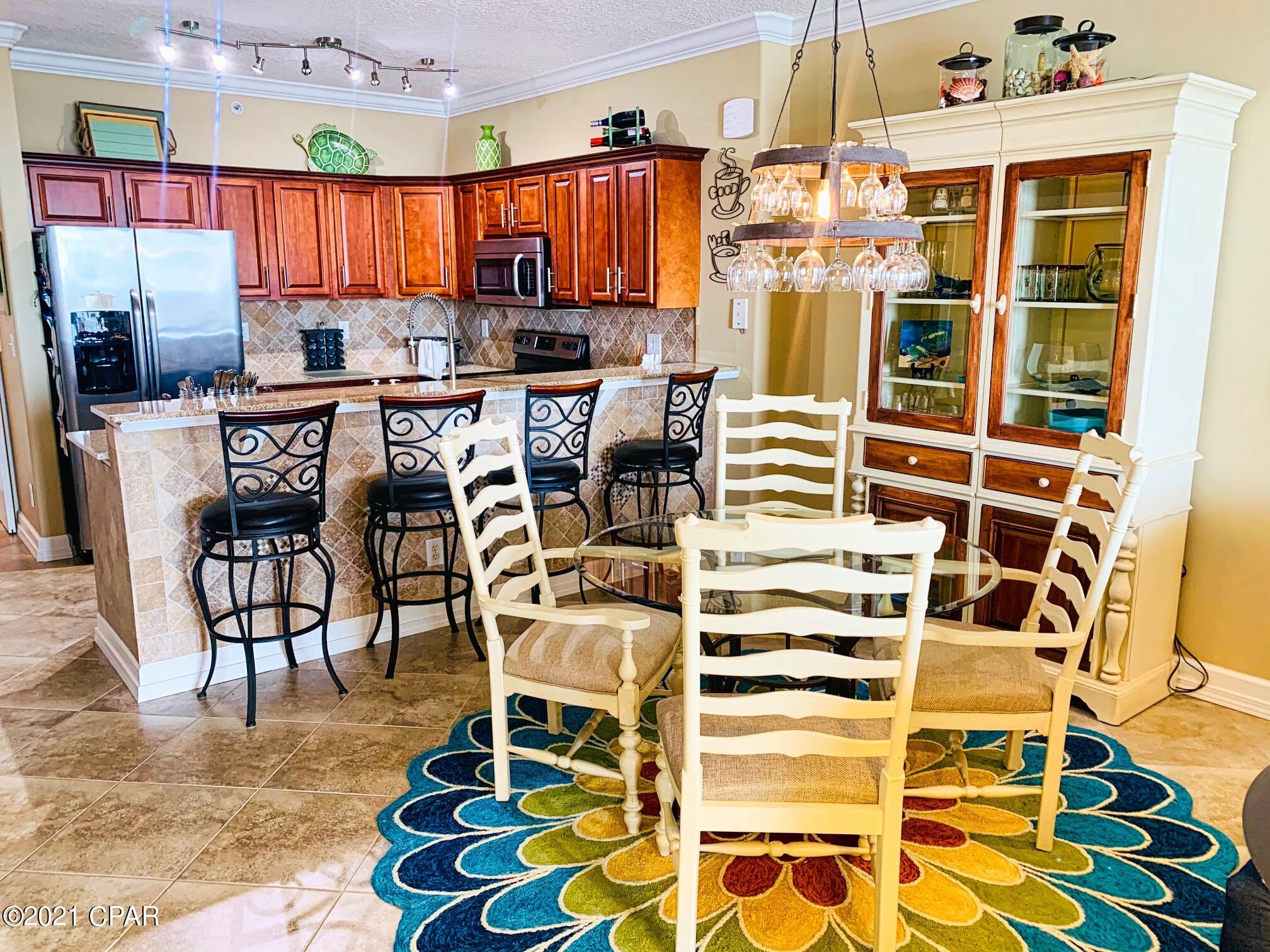 Tropic Winds - Residential