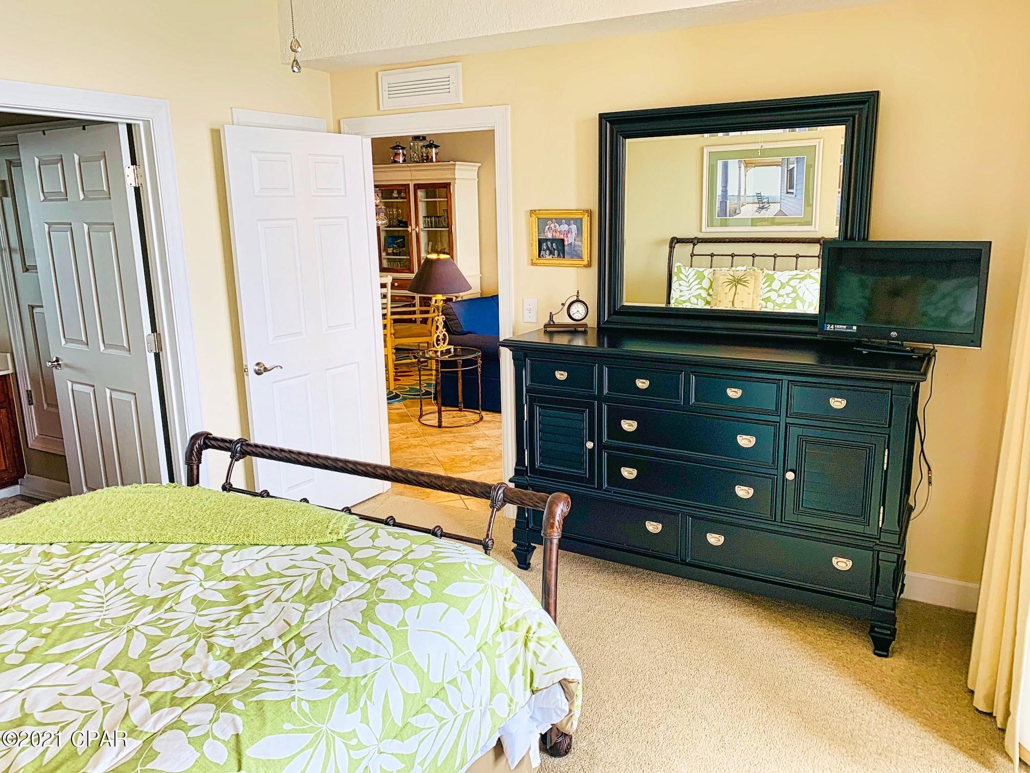 Tropic Winds - Residential