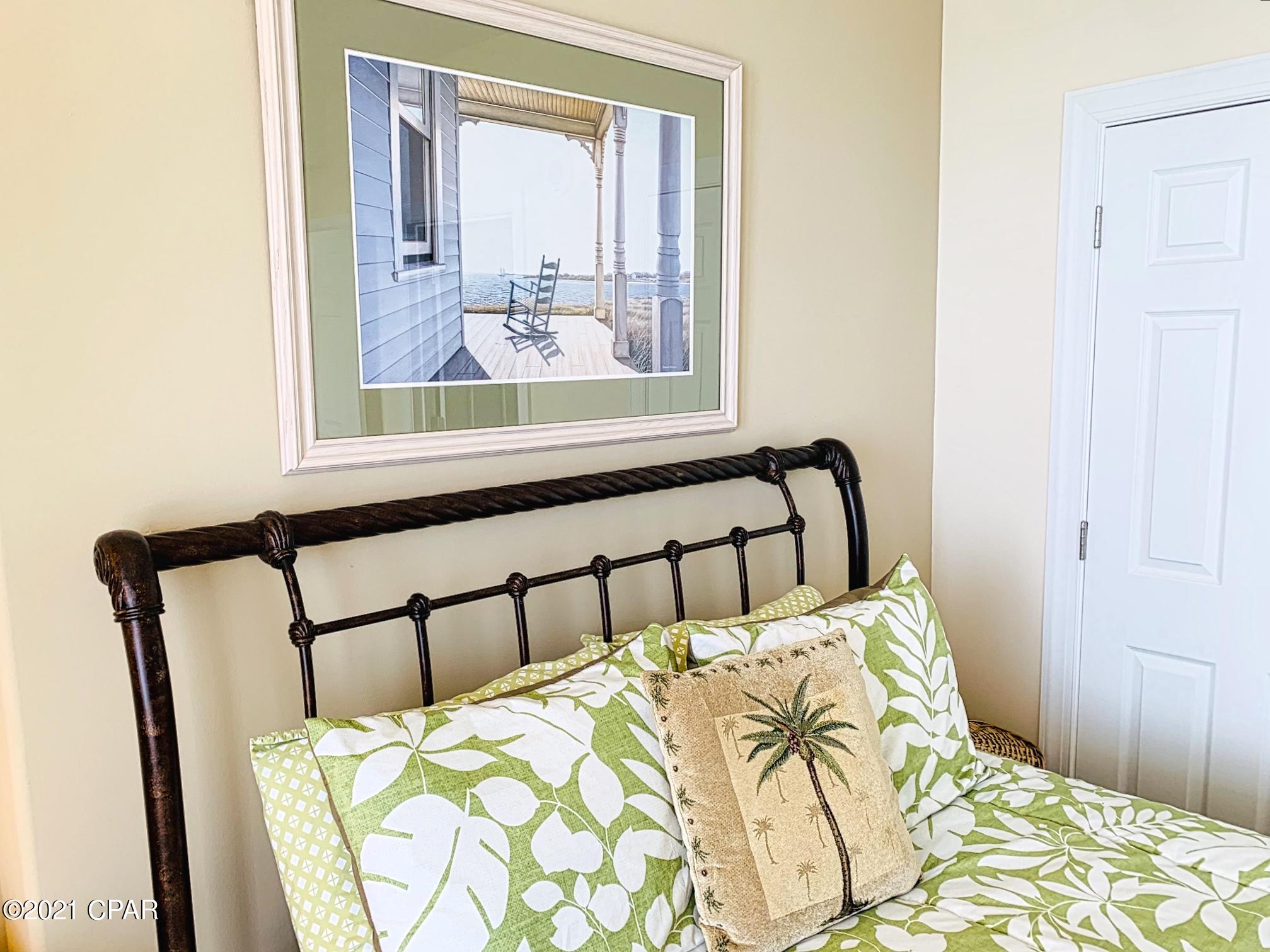 Tropic Winds - Residential