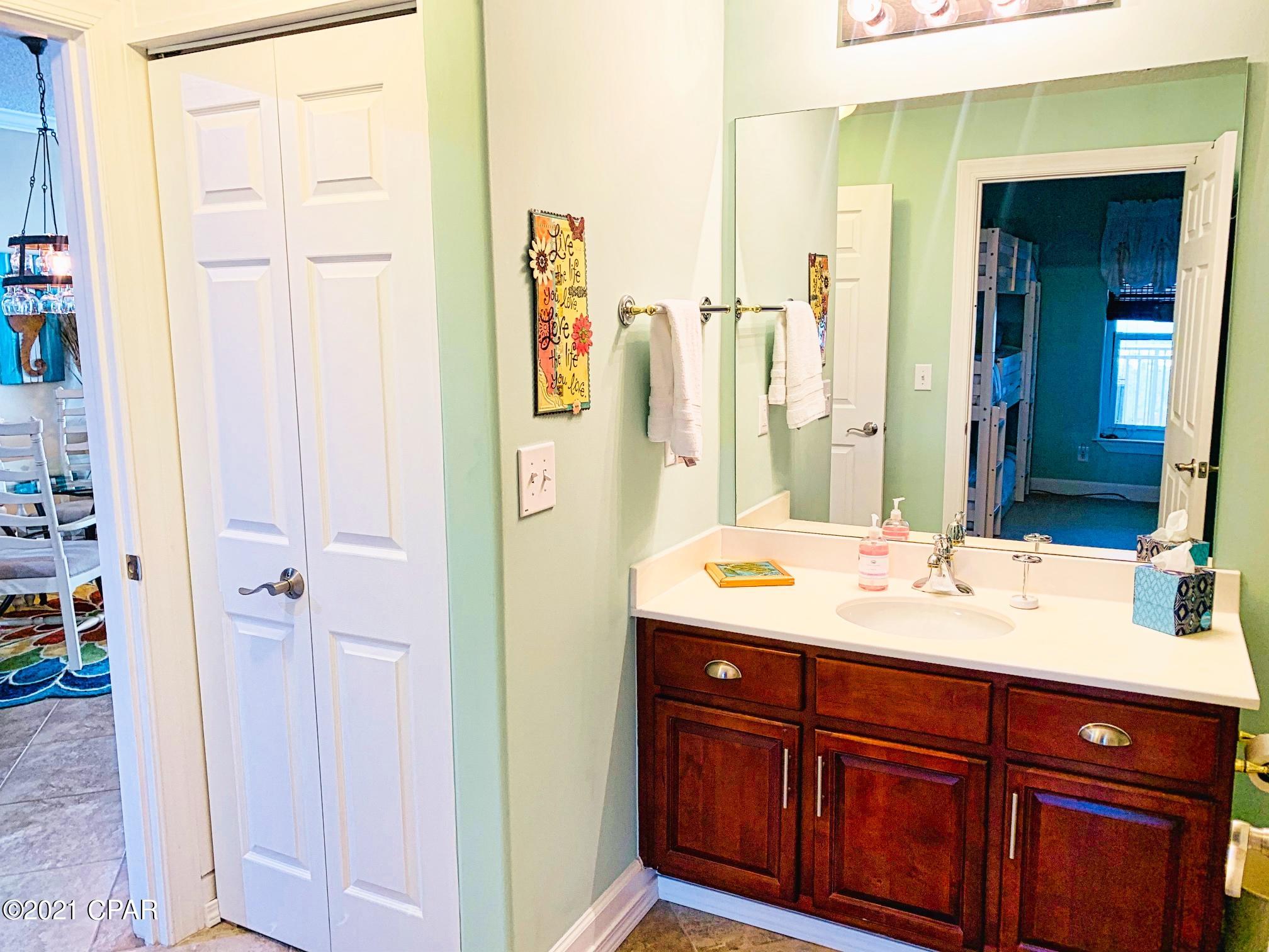 Tropic Winds - Residential