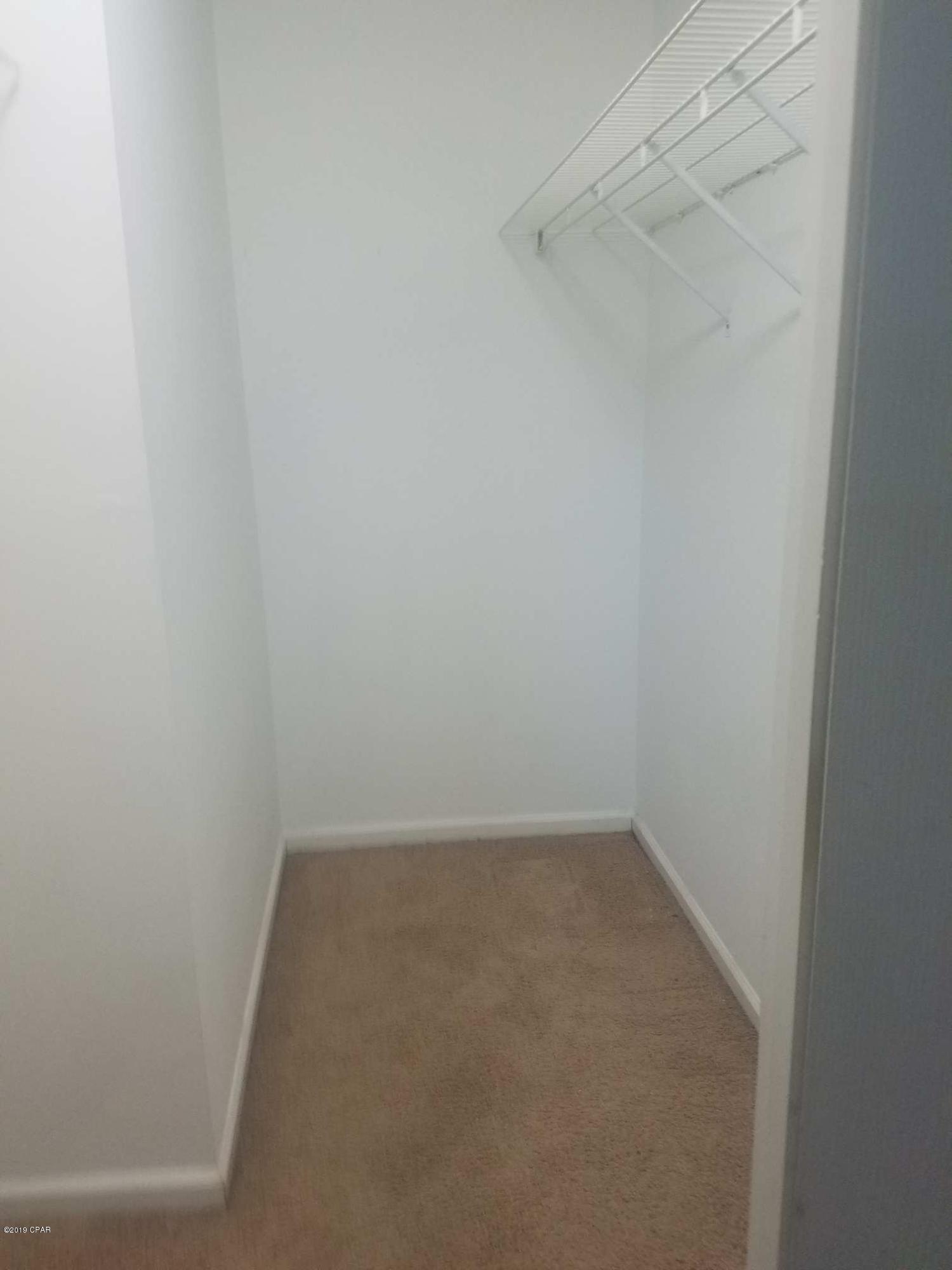 Gulf Coast Vill U-1 Re - Residential