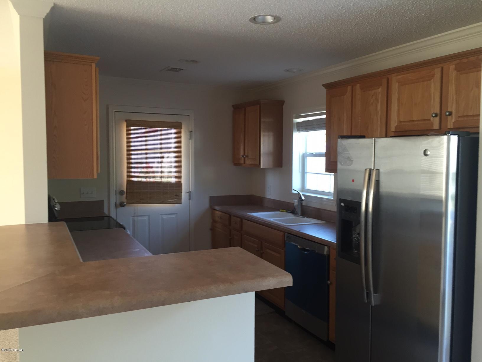 North Lagoon Oaks - Residential