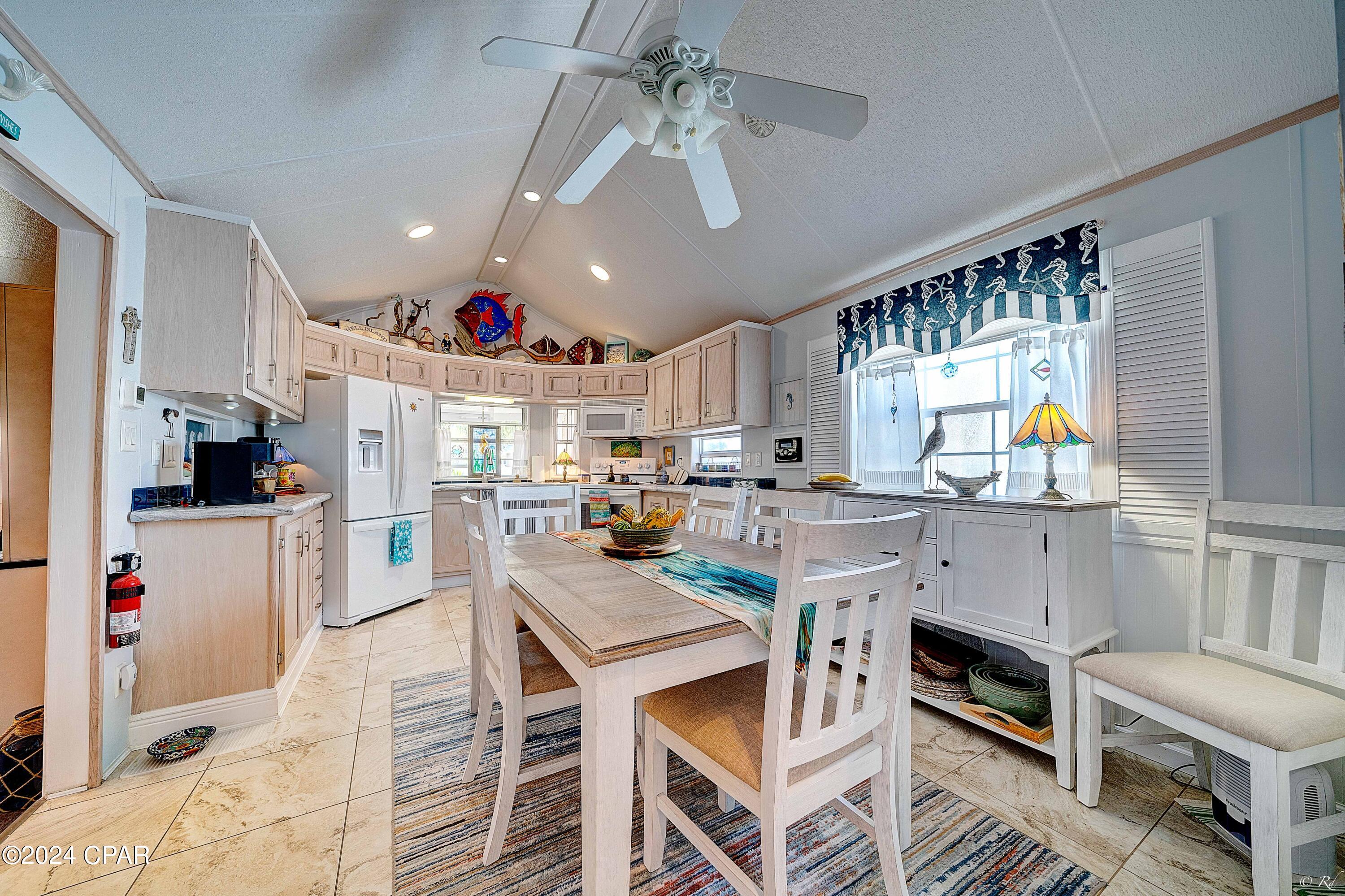 Emerald Pointe Resort - Residential