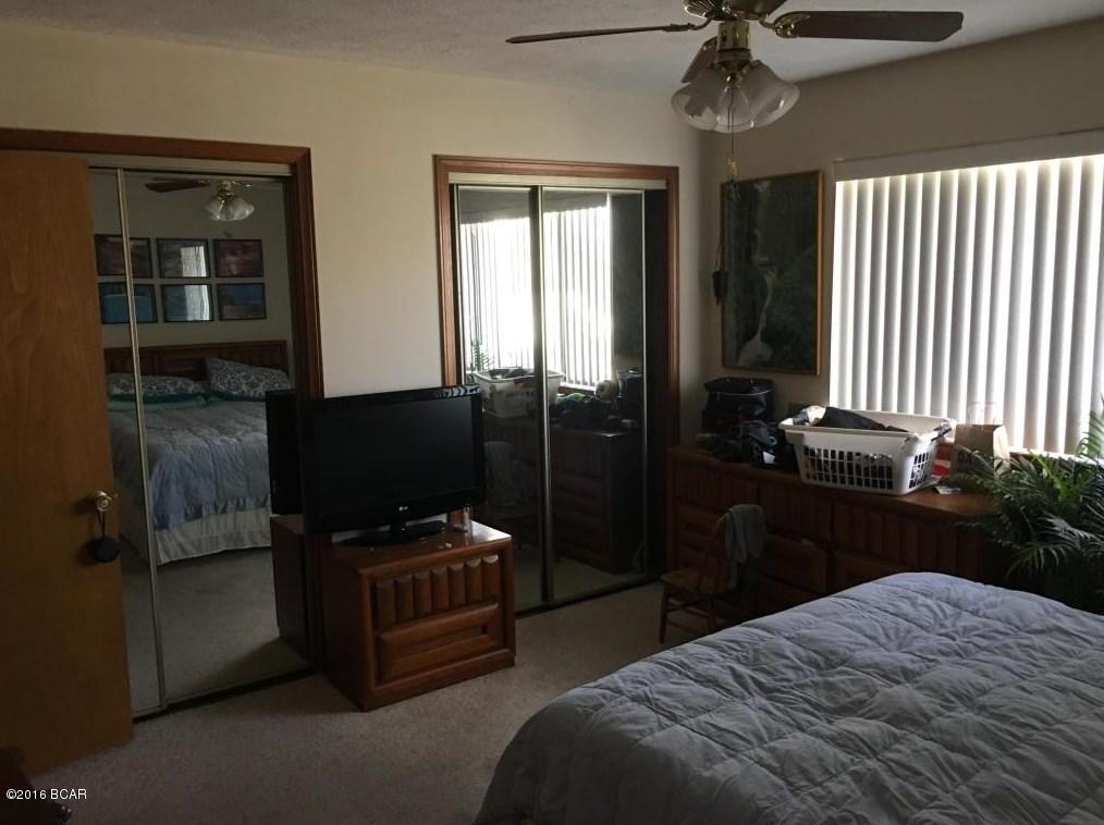 Oakshore Villas Twnhs - Residential