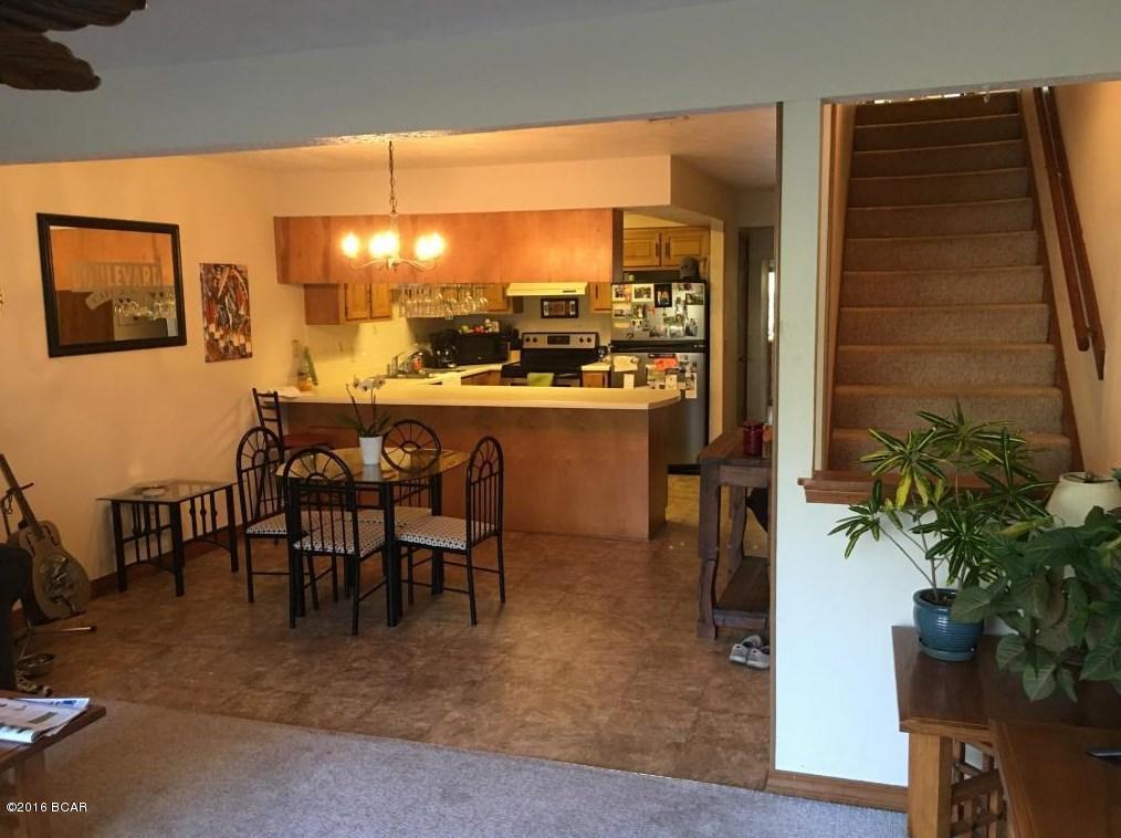 Oakshore Villas Twnhs - Residential