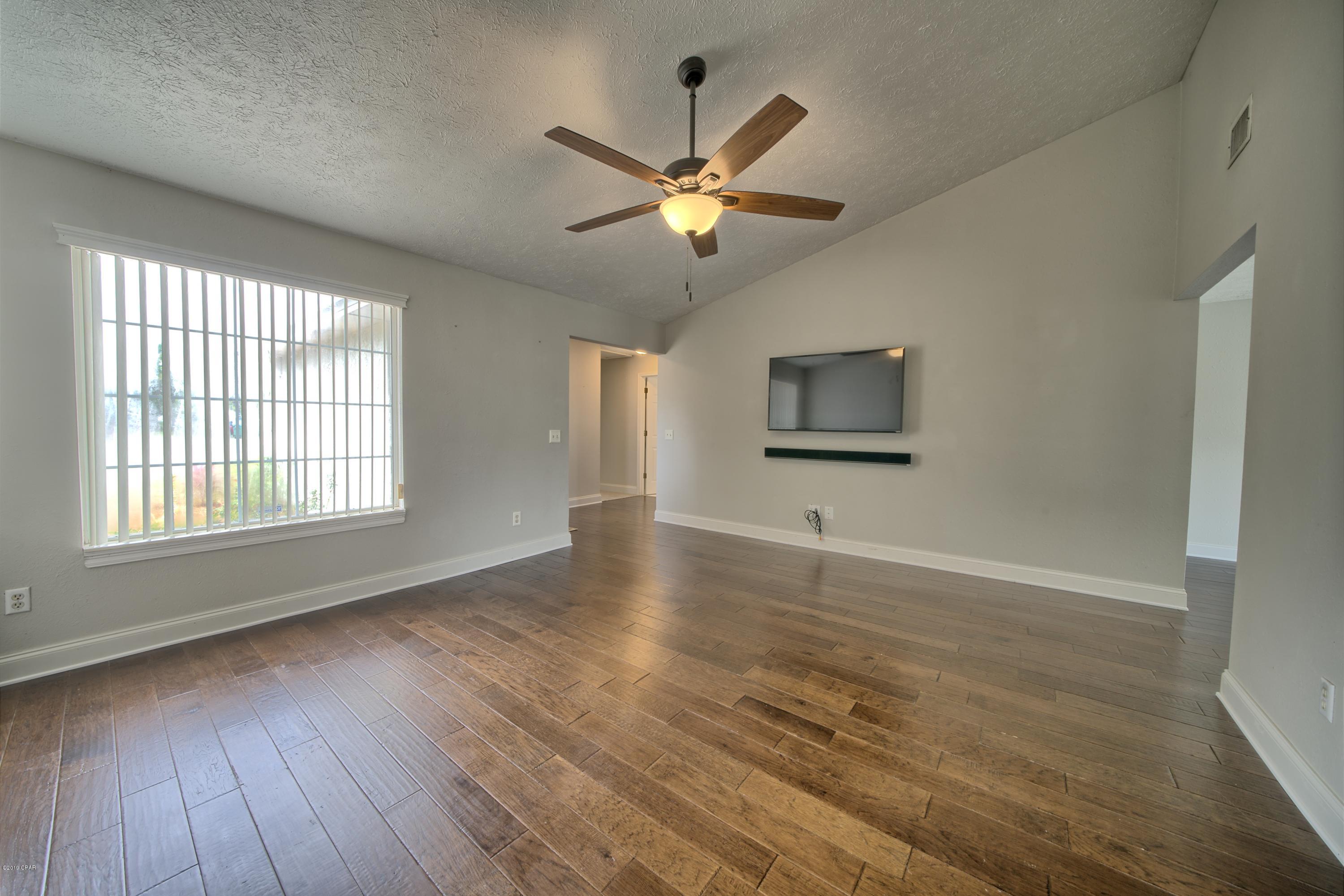 Treasure Palms - Residential