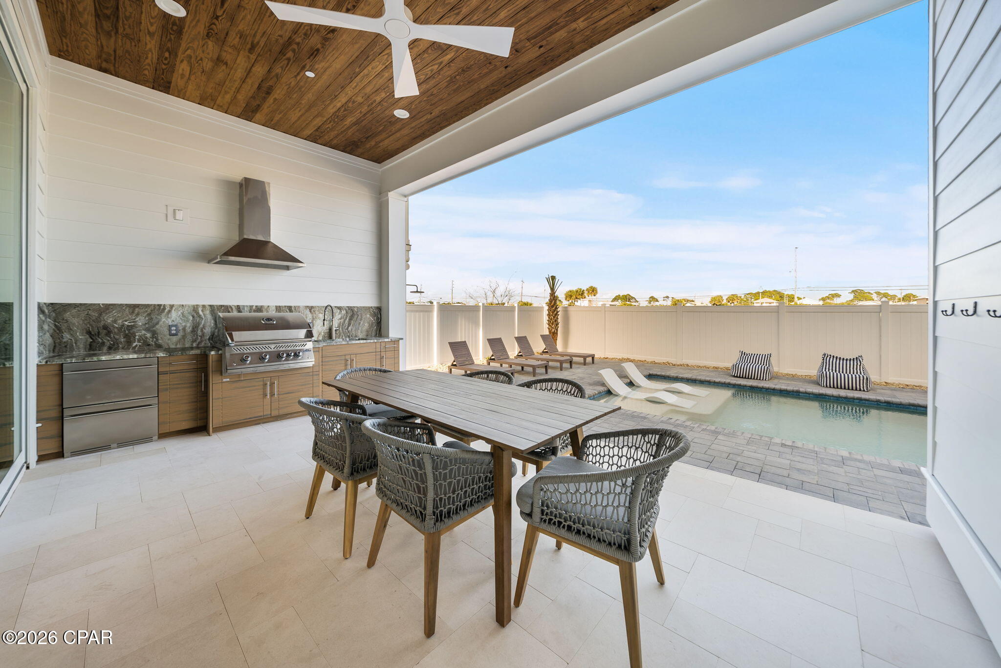 Hadley's Beach - Residential