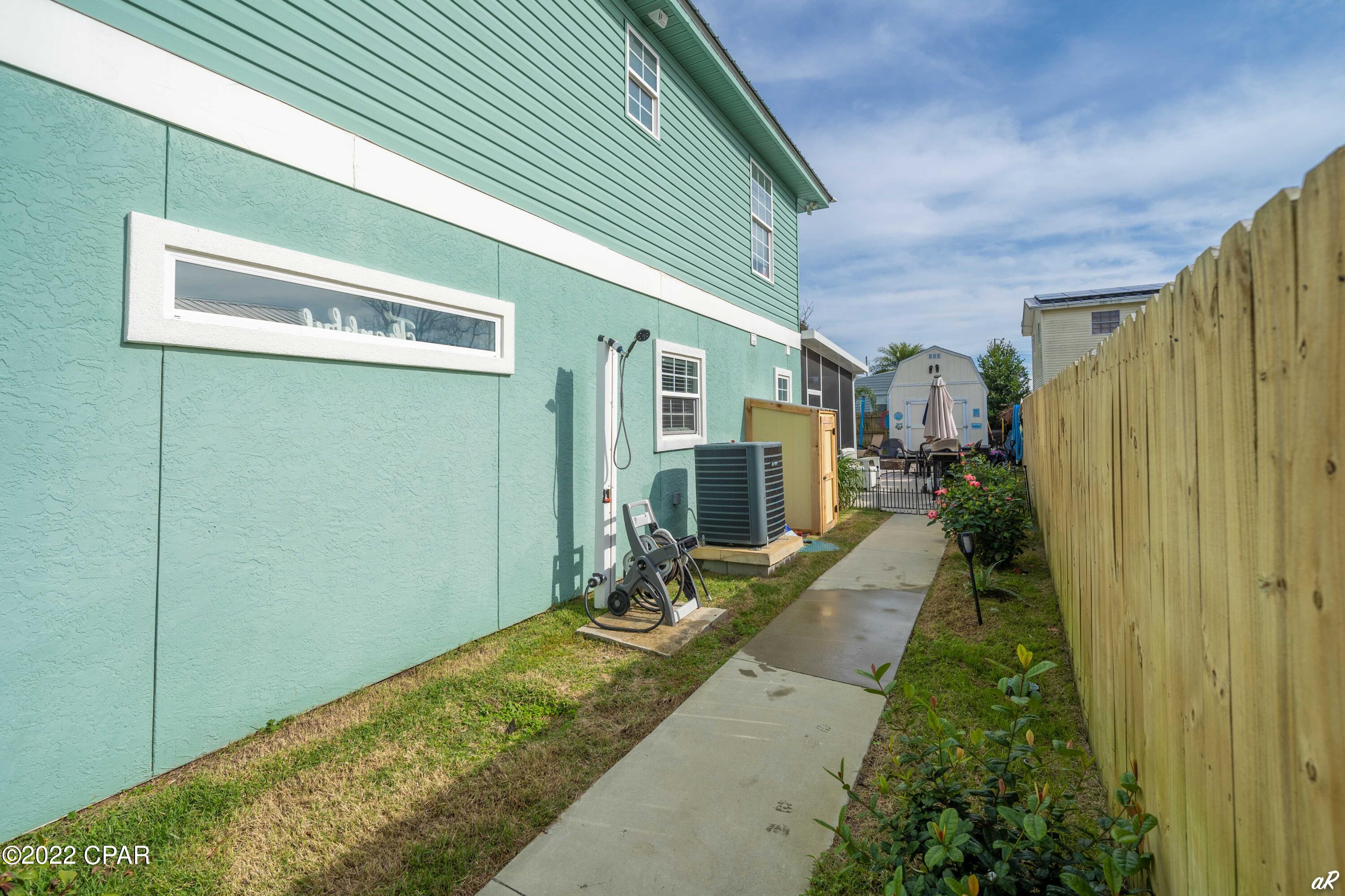 Kiska Beach - Residential