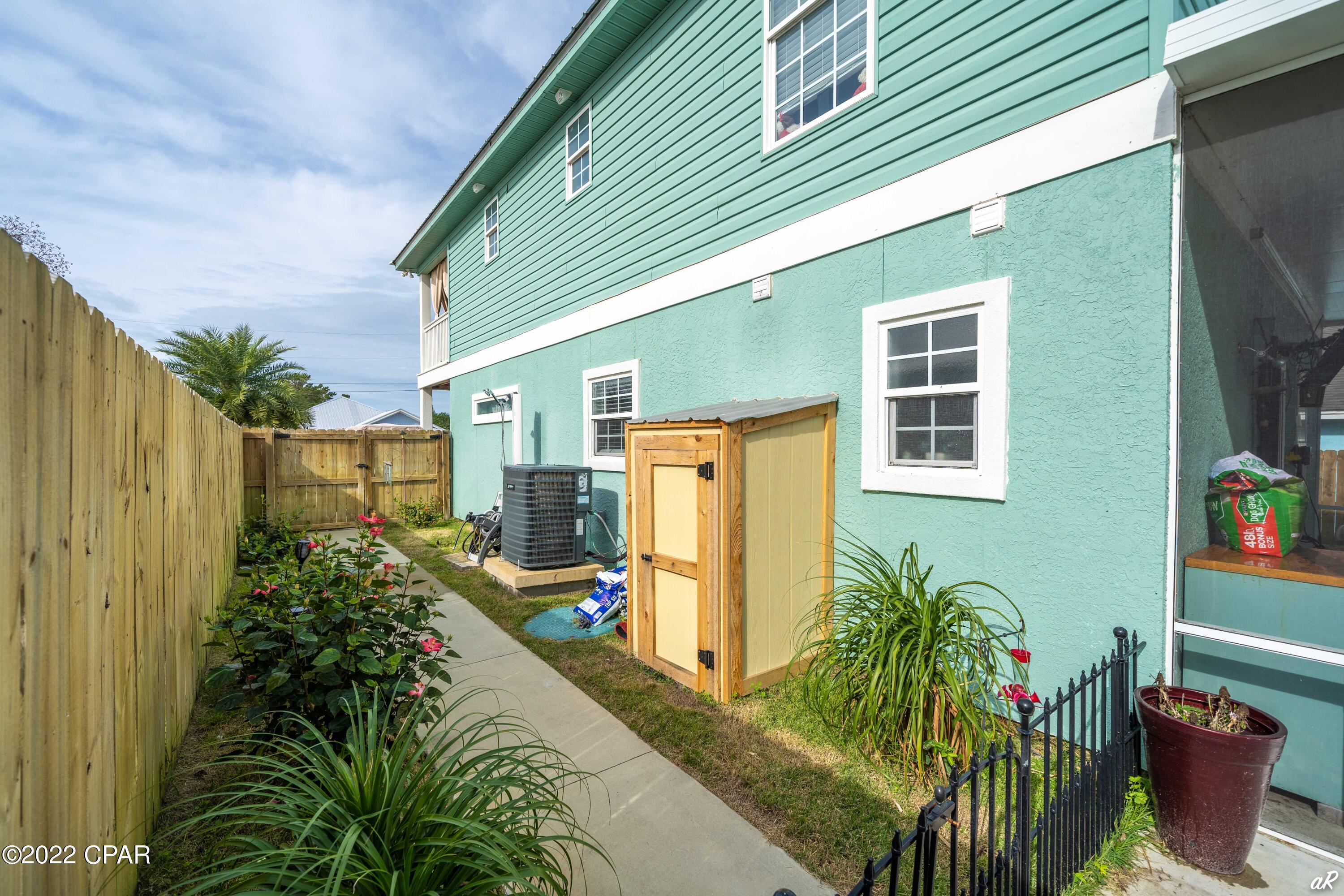 Kiska Beach - Residential