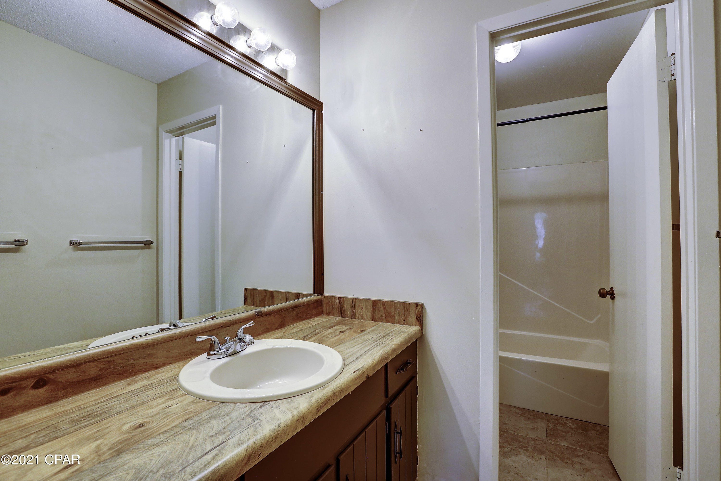 Derby Woods - Residential