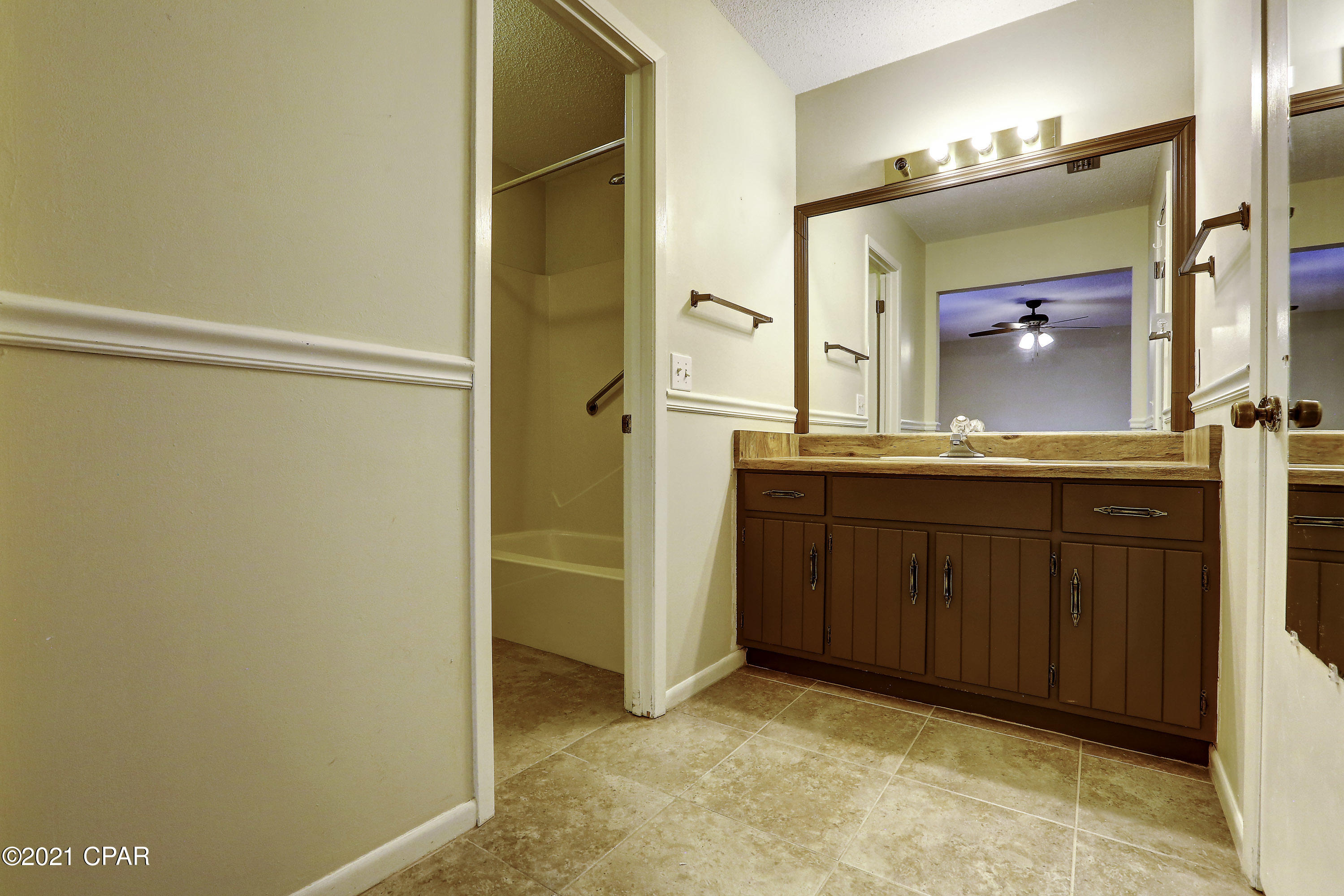 Derby Woods - Residential