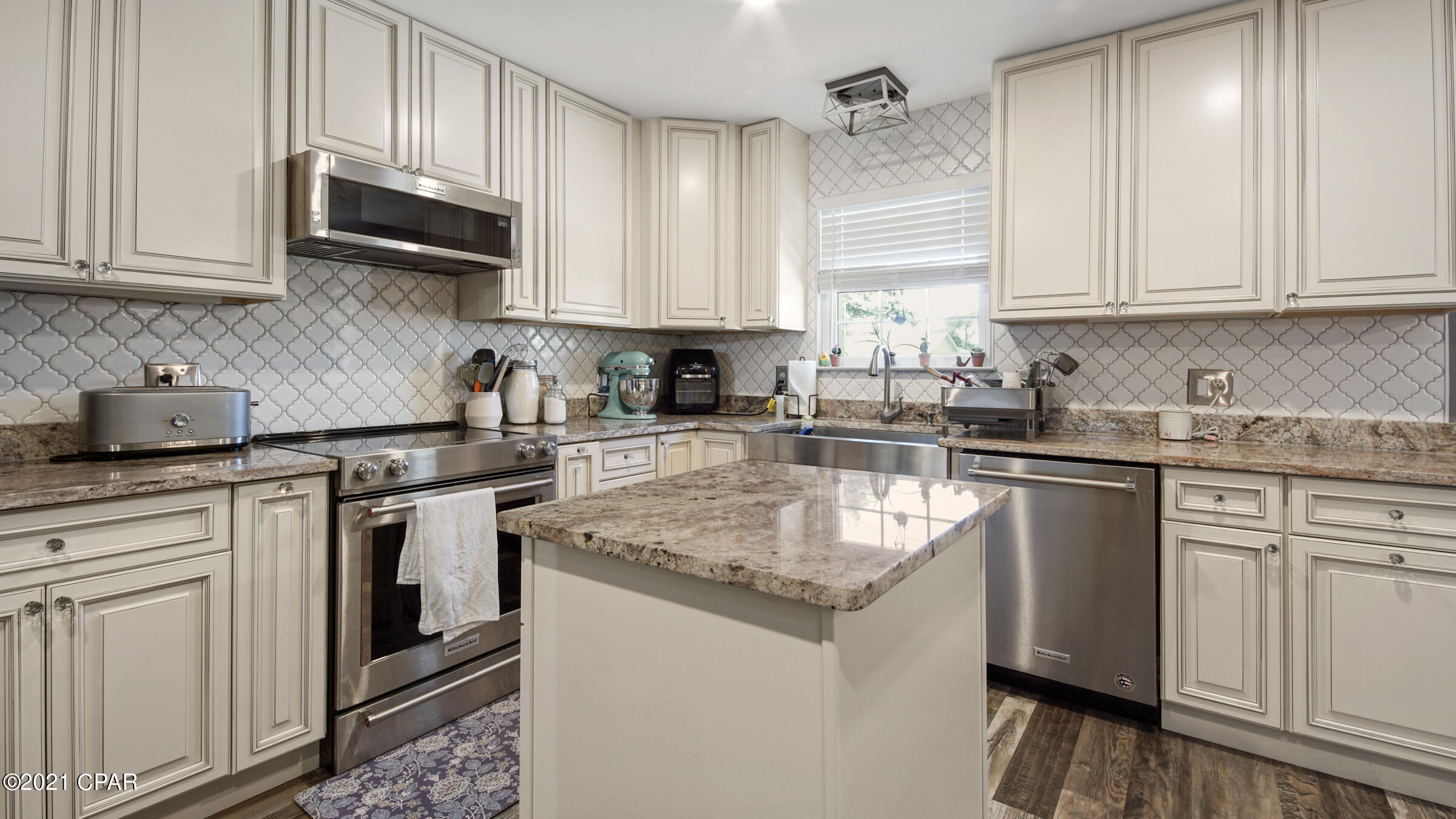 Pelican Point - Residential