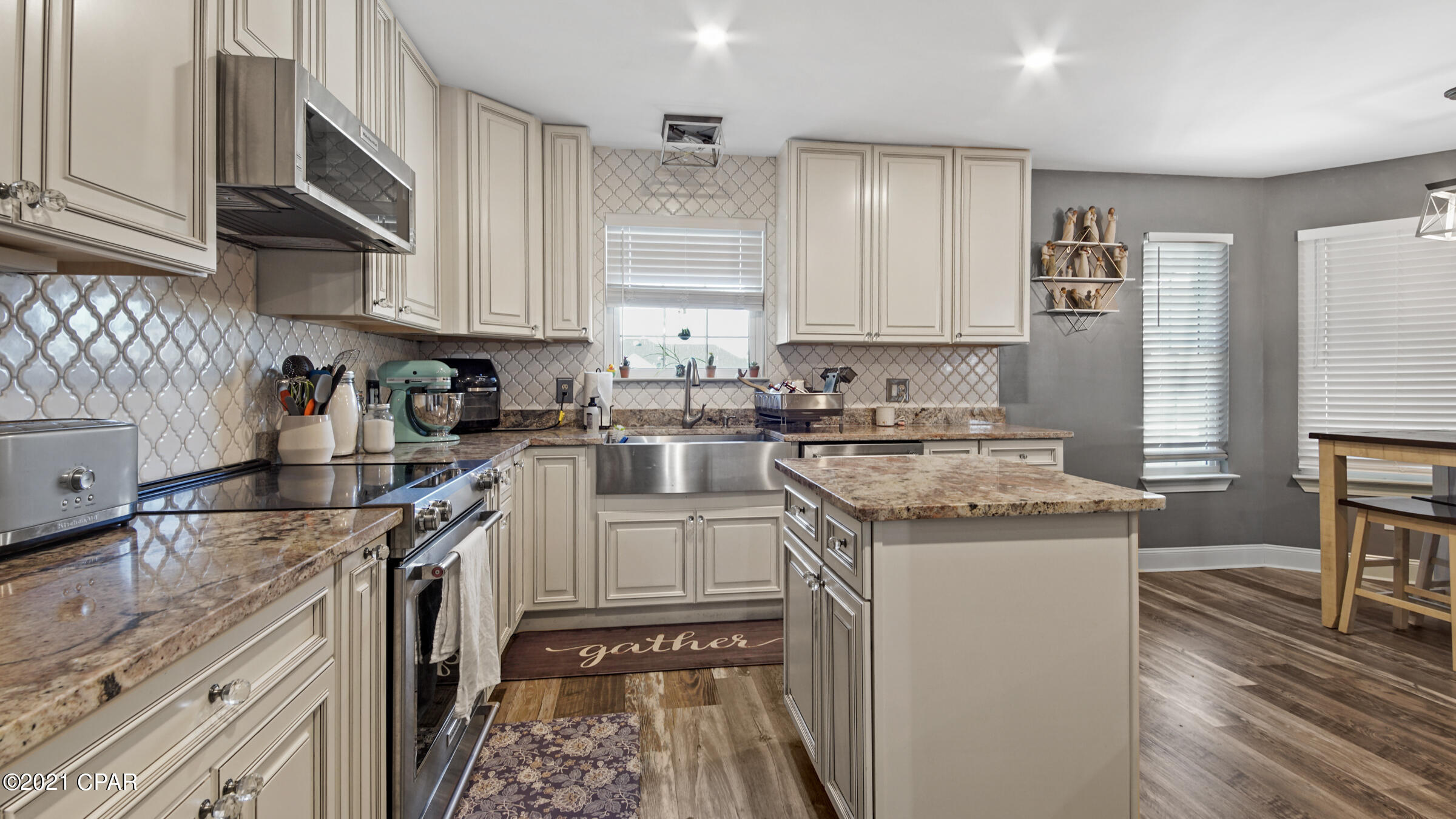 Pelican Point - Residential