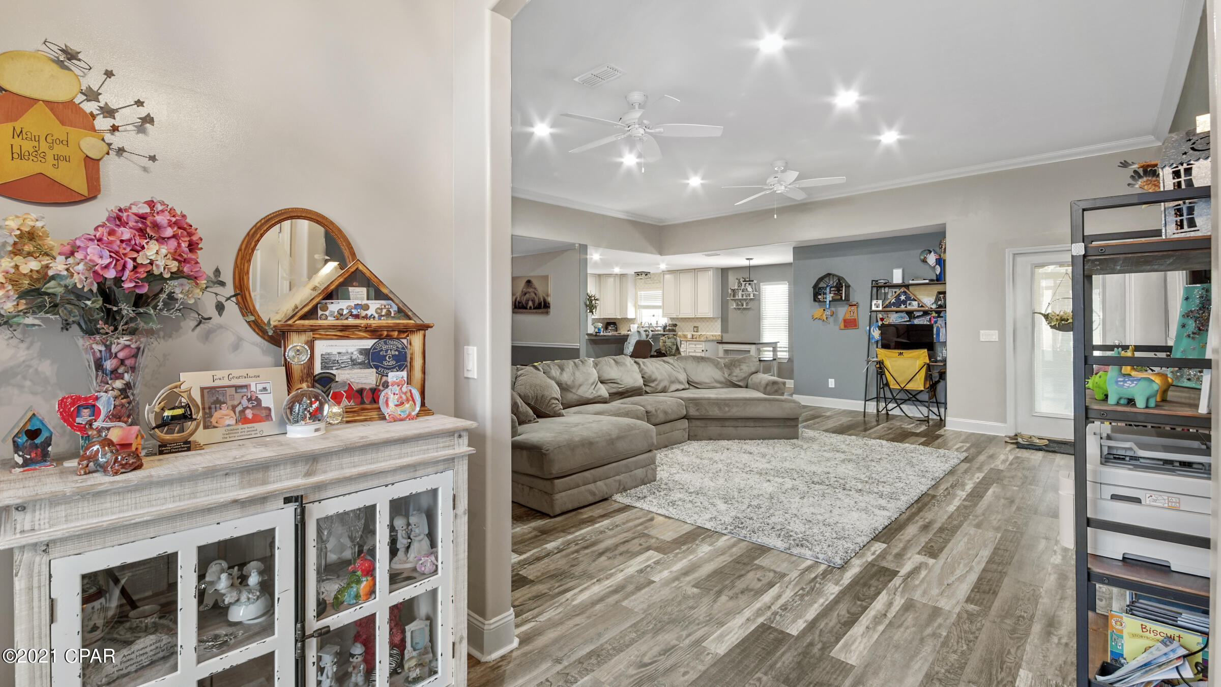 Pelican Point - Residential