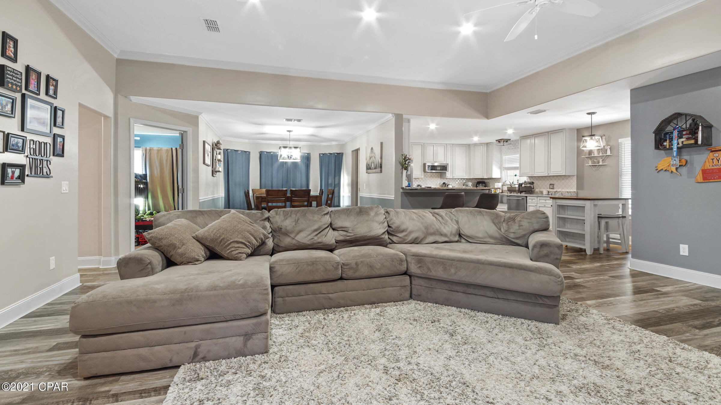 Pelican Point - Residential